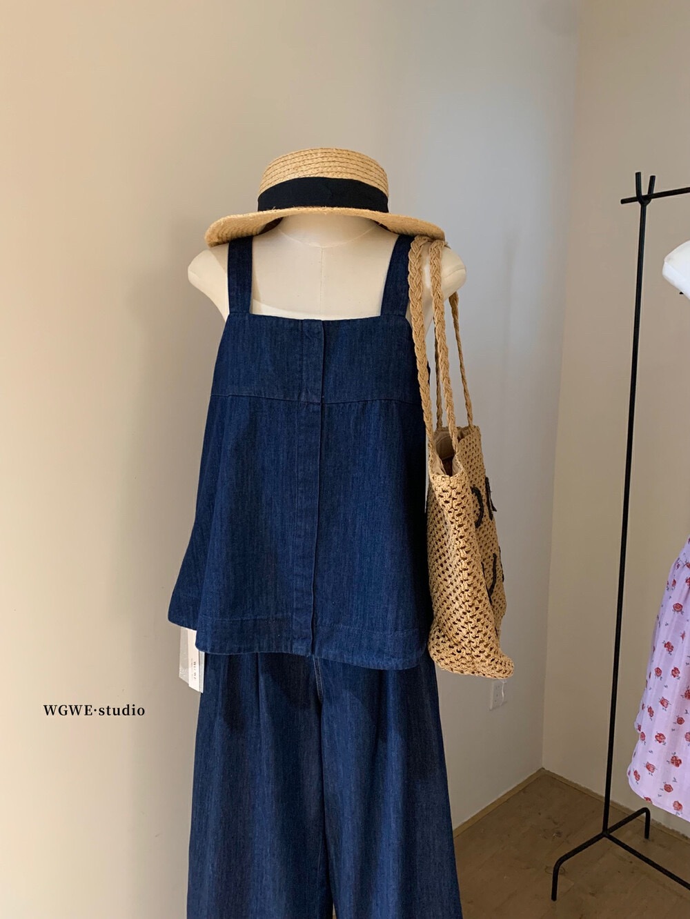 現貨Ｍ｜牛仔復古吊帶套裝   ˚ ༘