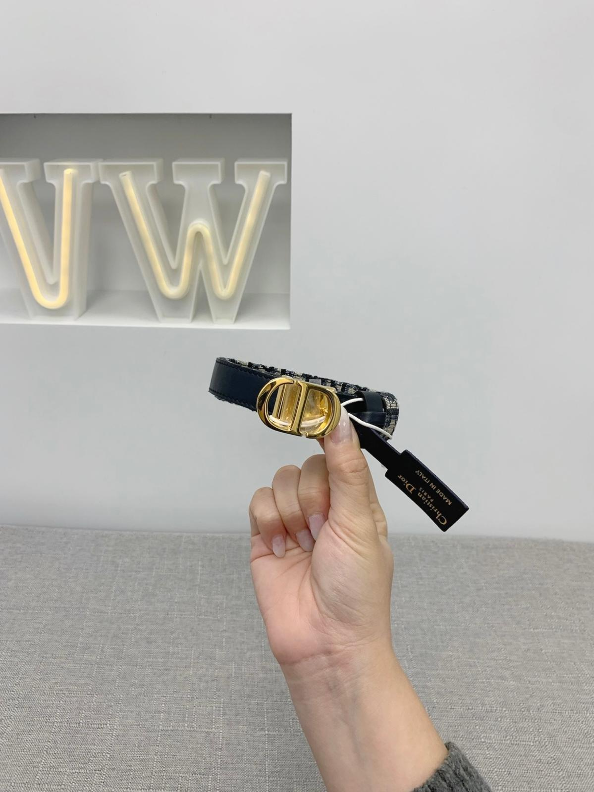 Dior 30 Montaigne Reversible 2cm Belt