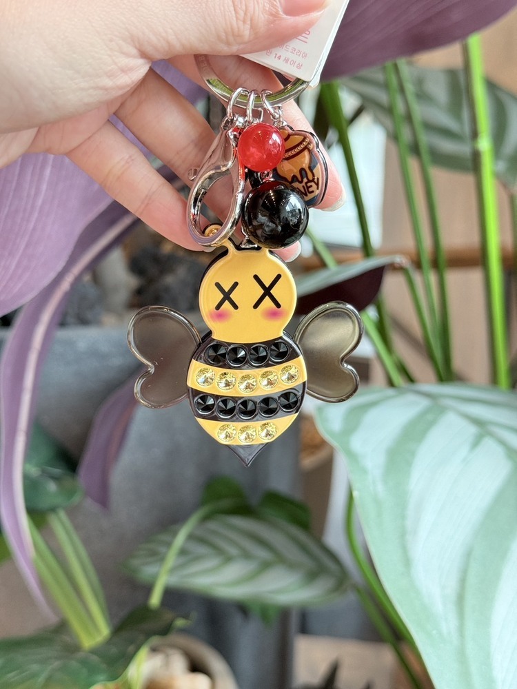 『GD』XX眼滿鑽蜜蜂鑰匙圈