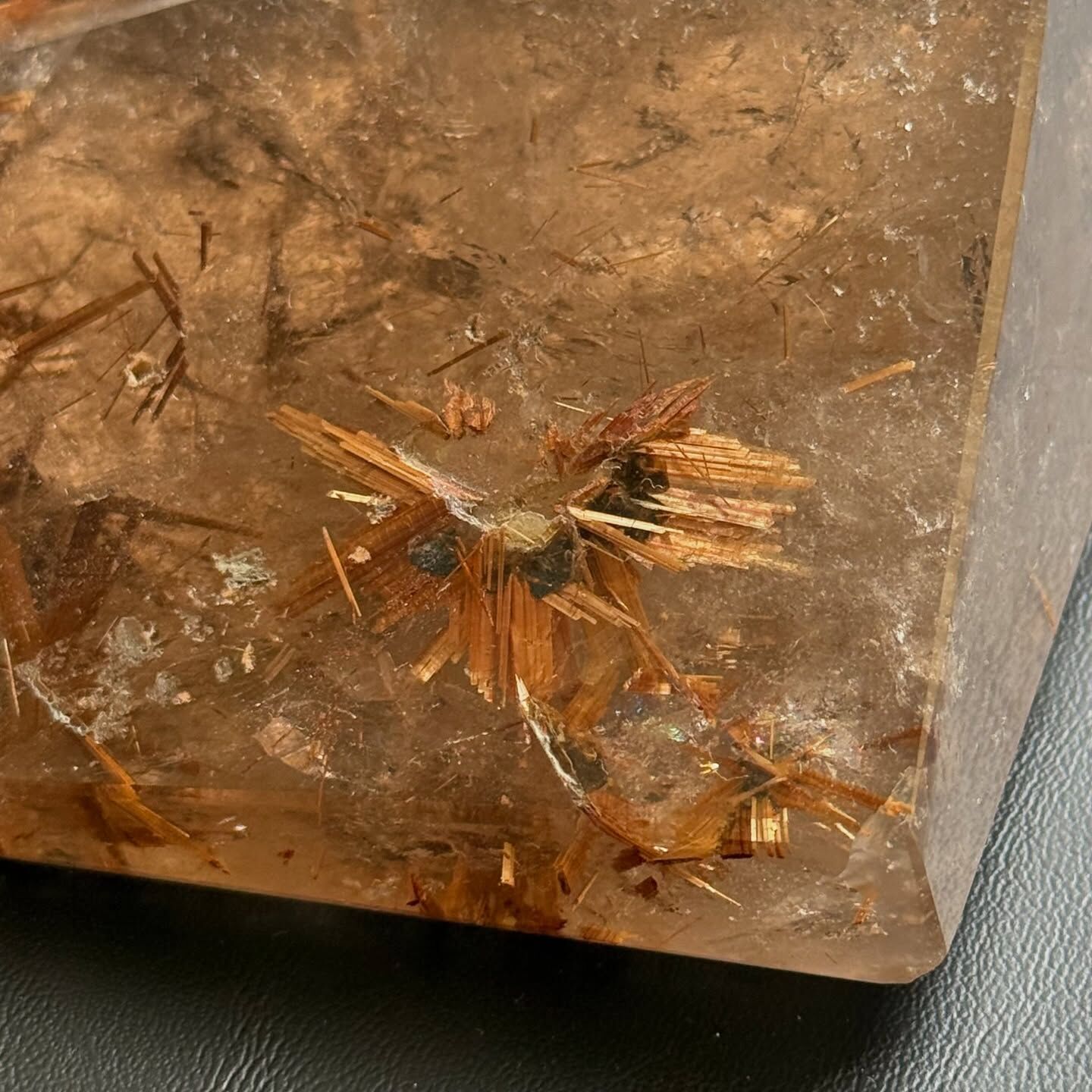 [原石] 銅鈦晶 版鈦晶 招財水晶擺飾 適合放財位