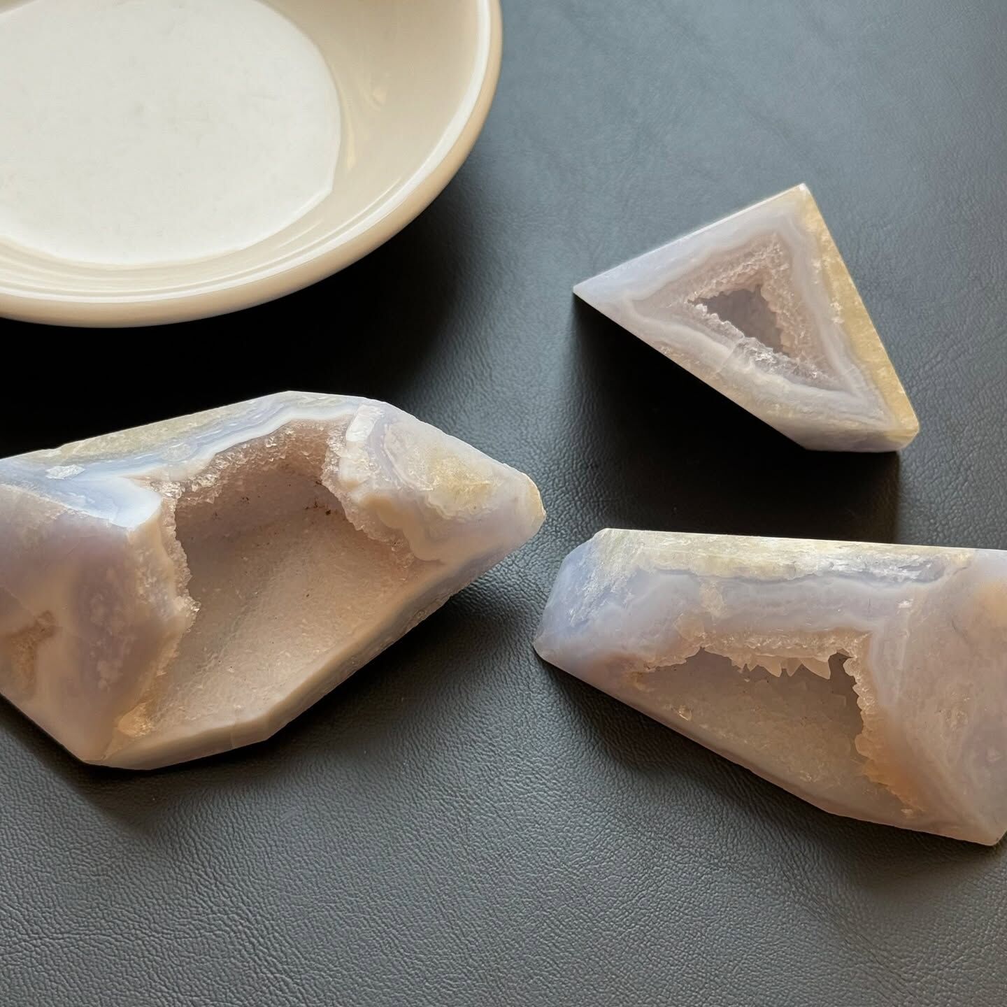 [原石] 藍紋瑪瑙 晶洞