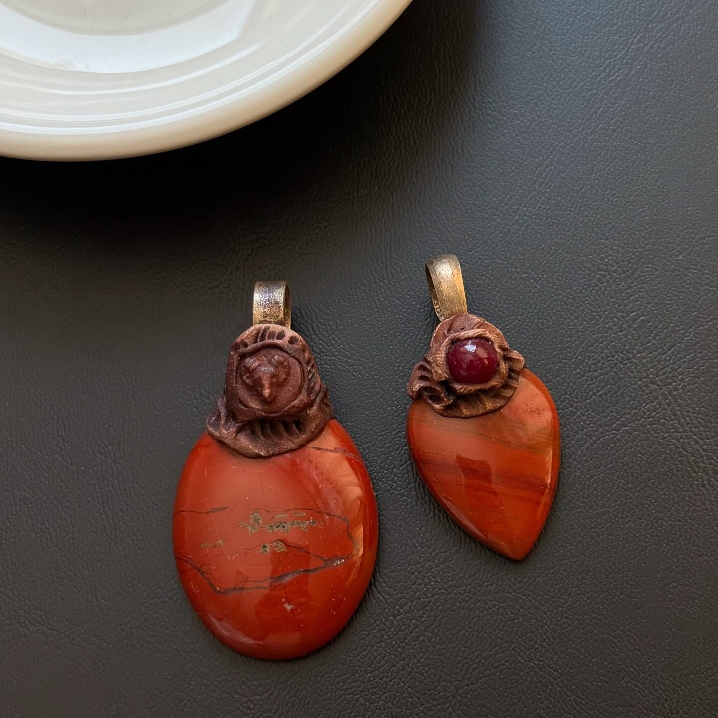 [原石] 紅碧玉 項鍊吊墜 軟陶製