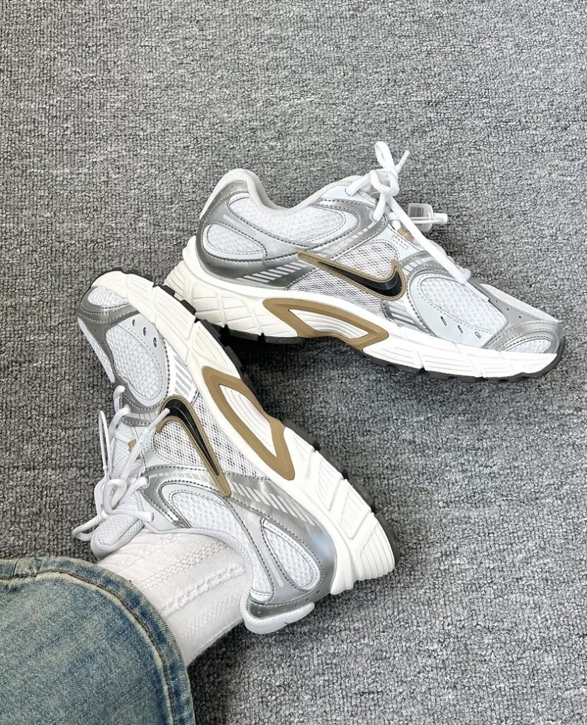 Nike V5 RNR 白金 復古 慢跑鞋 男鞋 HJ5228-102