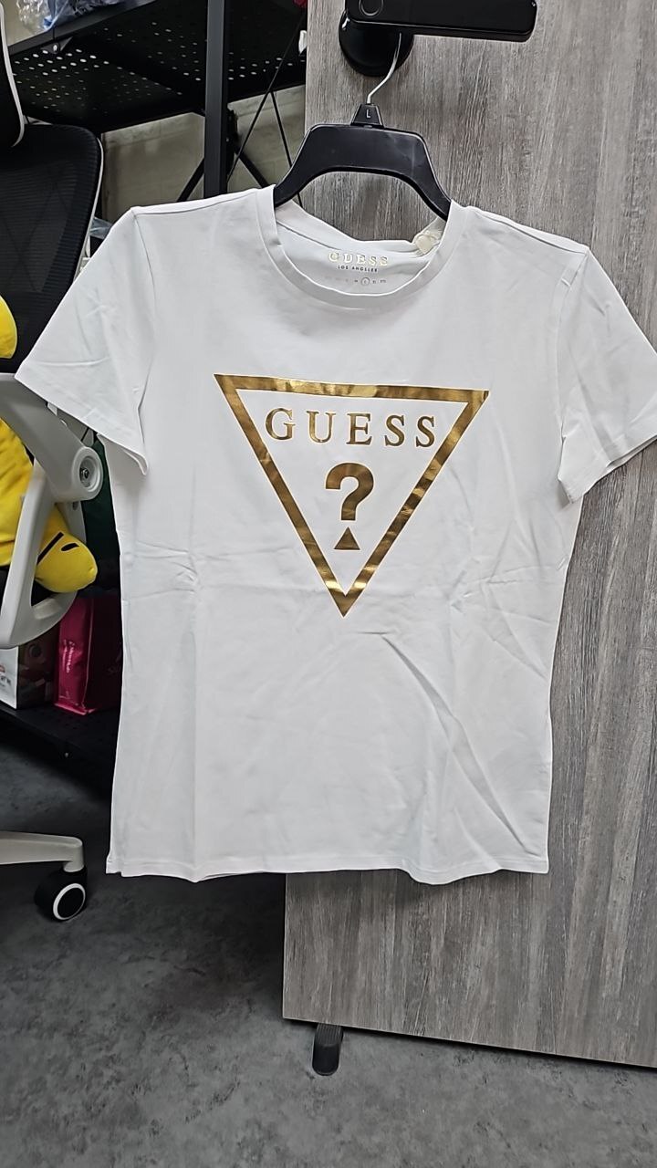 [S] GUESS WHITE MARLA TRIANGLE FOIL T-SHIRT, Q5GI00KAKB1-TWHT (SGU684)