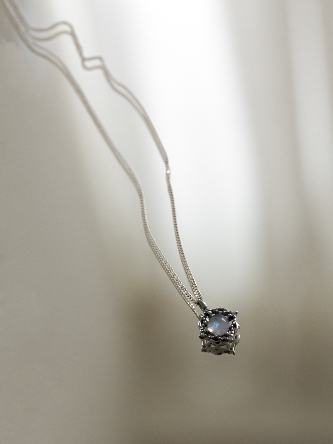 義式圖樣月光石 項鍊