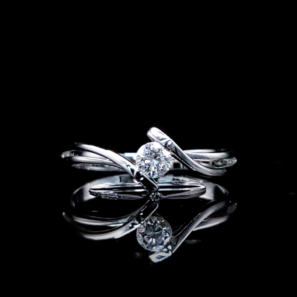 全新18K白金【單粒13份鑽石】戒指