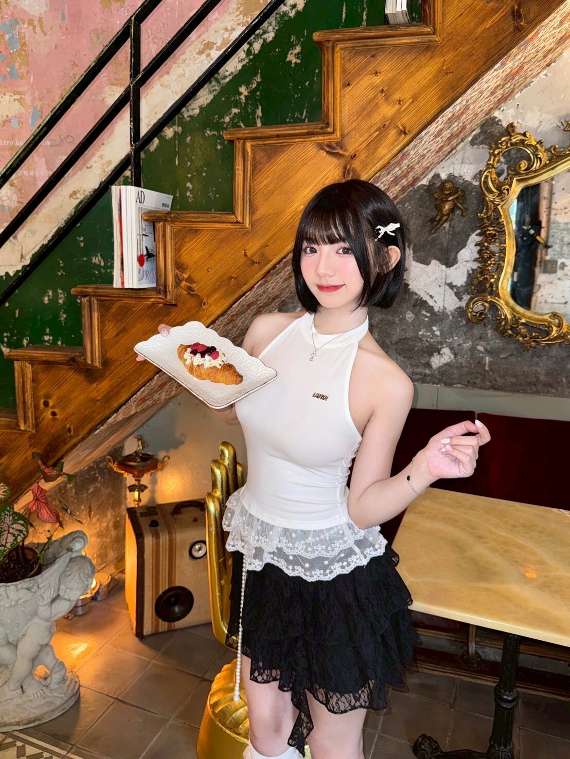 (GOAL) L25-TX231 掛脖蕾絲露背背心 跳舞上衣 美式辣妹