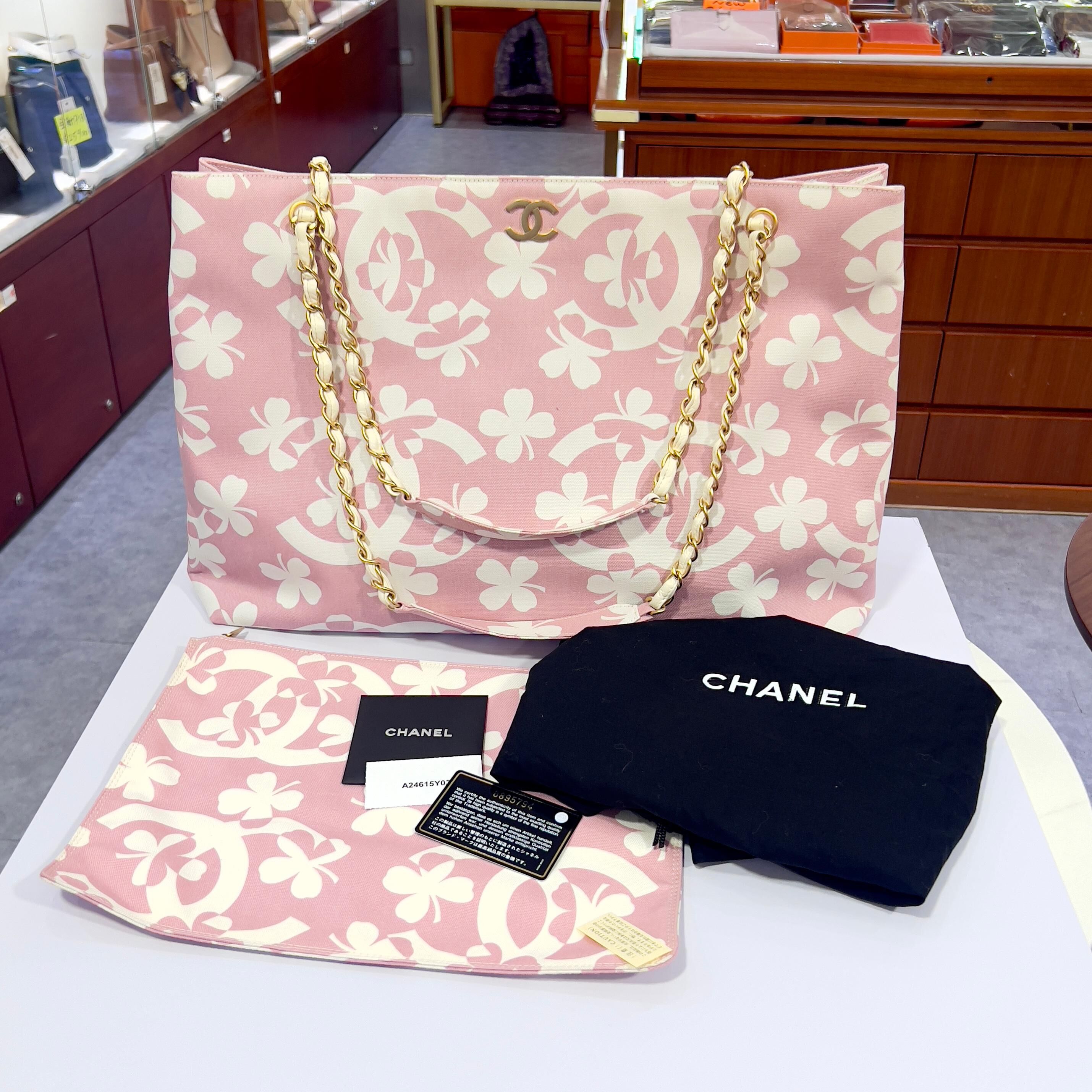 未使用品!CHANEL單肩袋 A24615 粉紅色/淡金扣 四葉草CC LOGO TOTE BAG#兩年免費保養 #BRAND NEW #香榭站正品