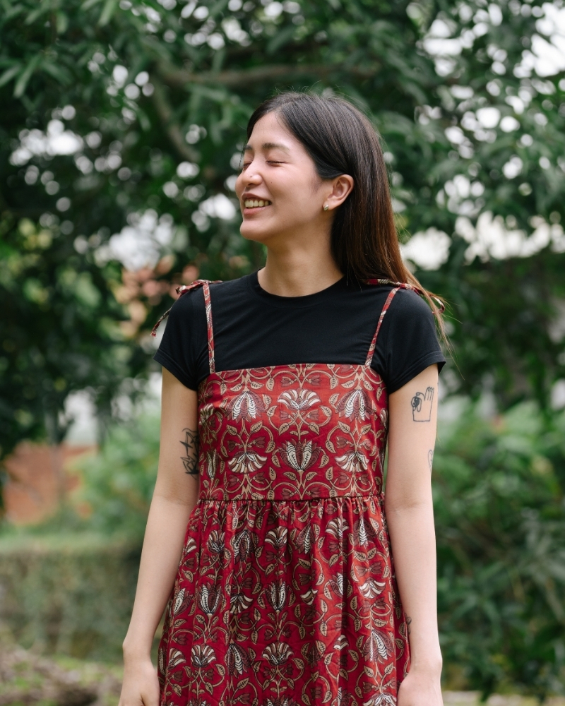 印度蓋染工藝親膚純棉 細肩洋裝 - 山茶花紅