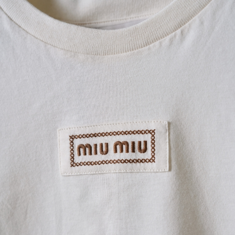 Miu miu 白Tshirt S號