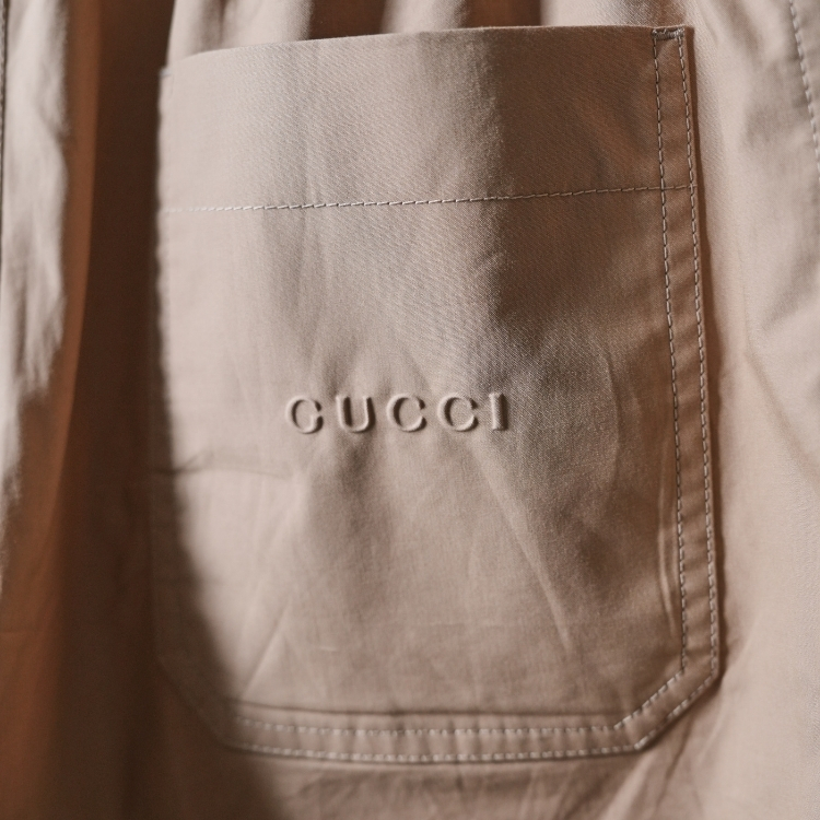 Gucci卡其色短褲