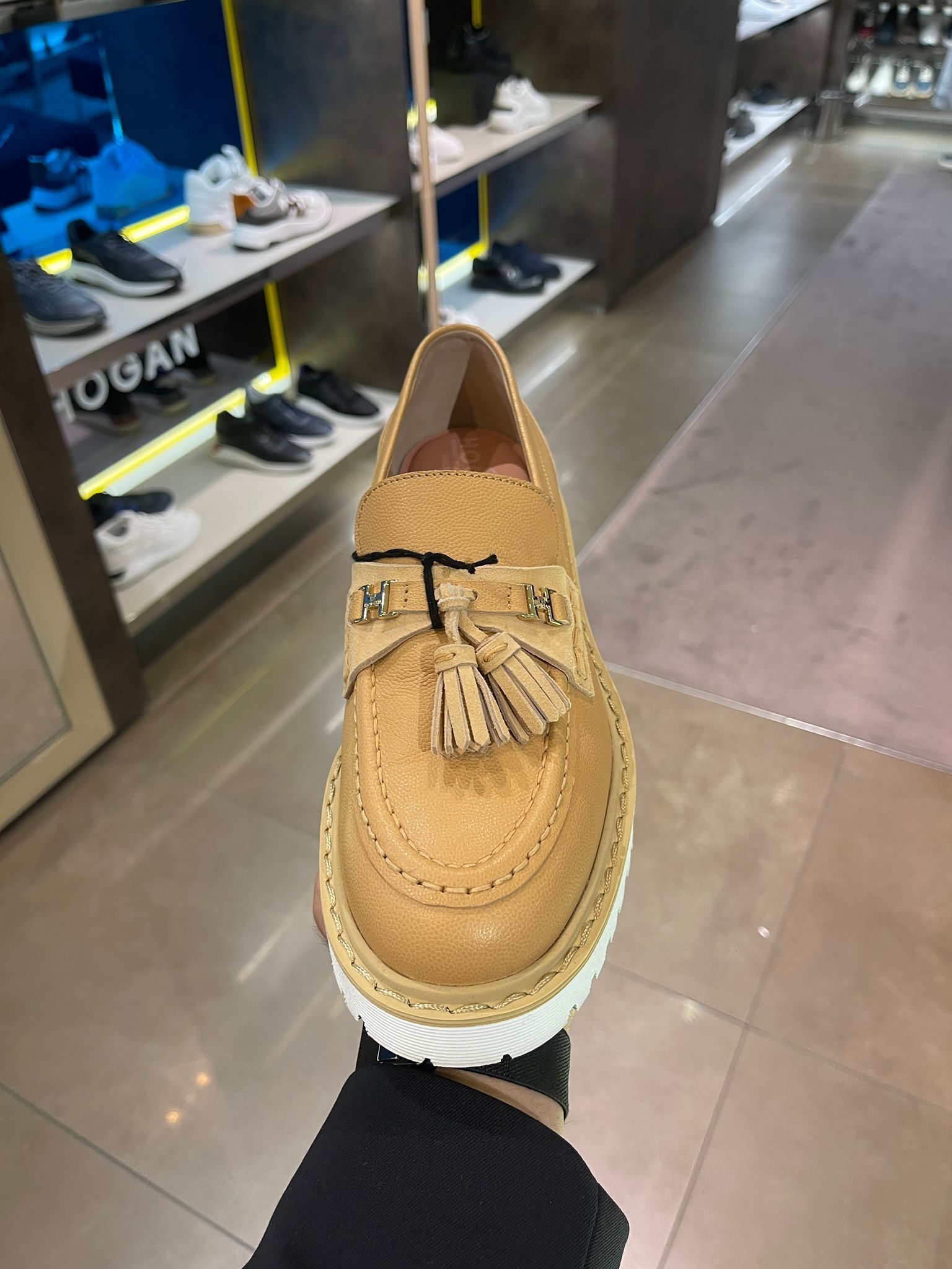 Tods Hogan Shoes HXW543 Tassel Loaders Yellow