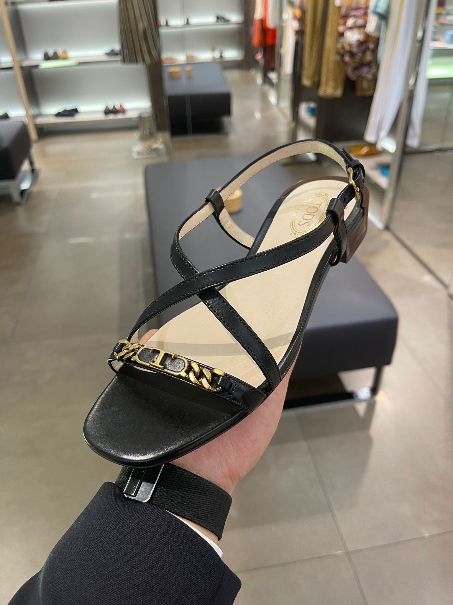 Tods Shoes HXW01 T chain Leather strap Sandal Black