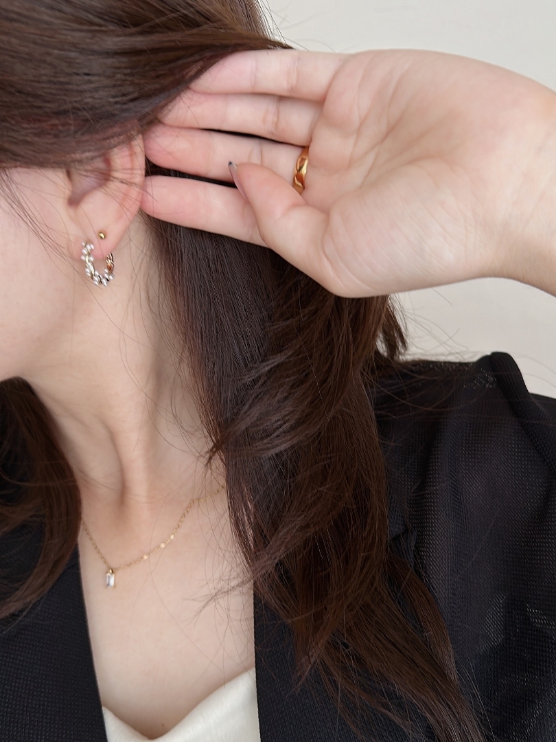 SS pearl beads hoop pierce