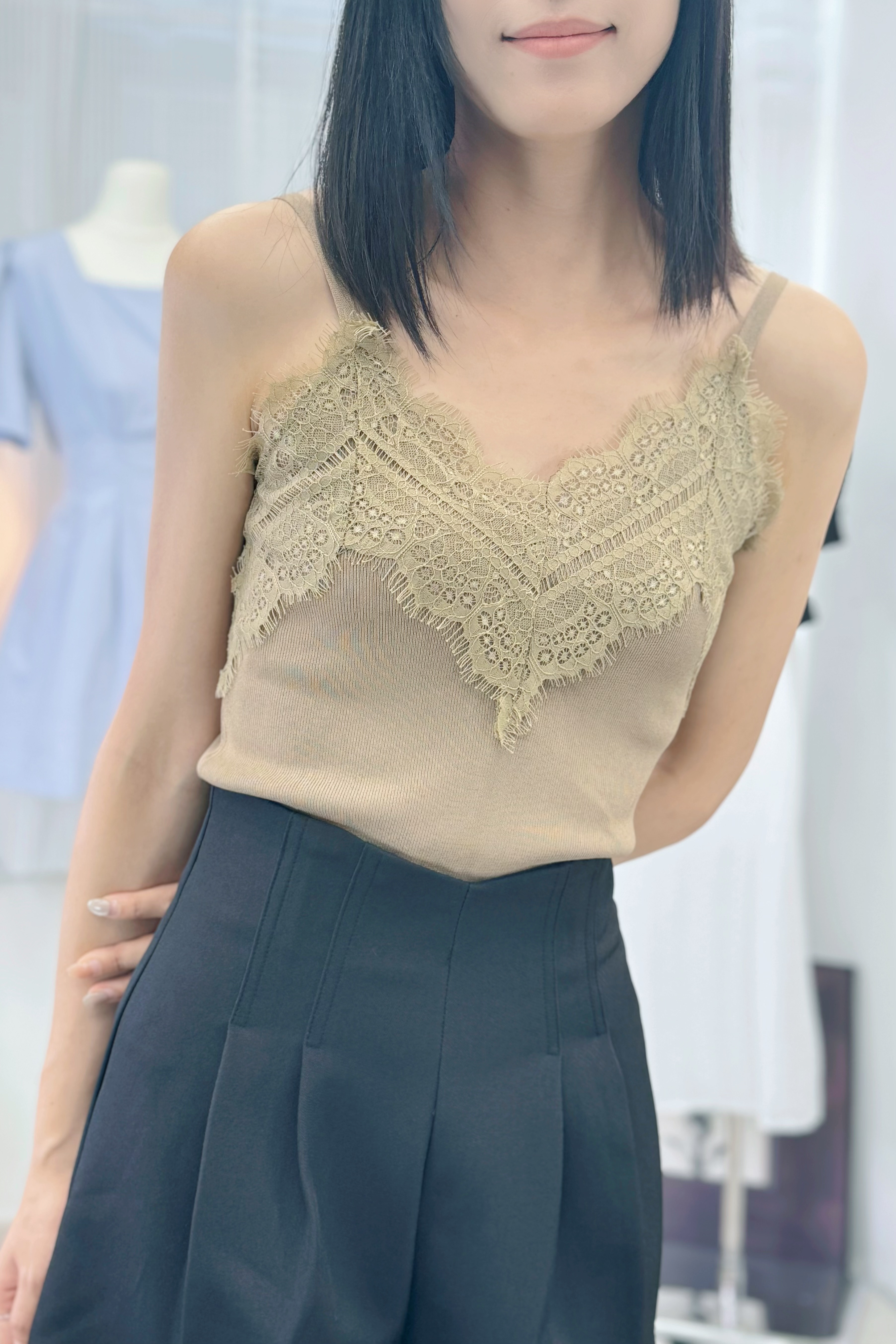 TOP#7500🤍勁靚裁剪蕾絲背心