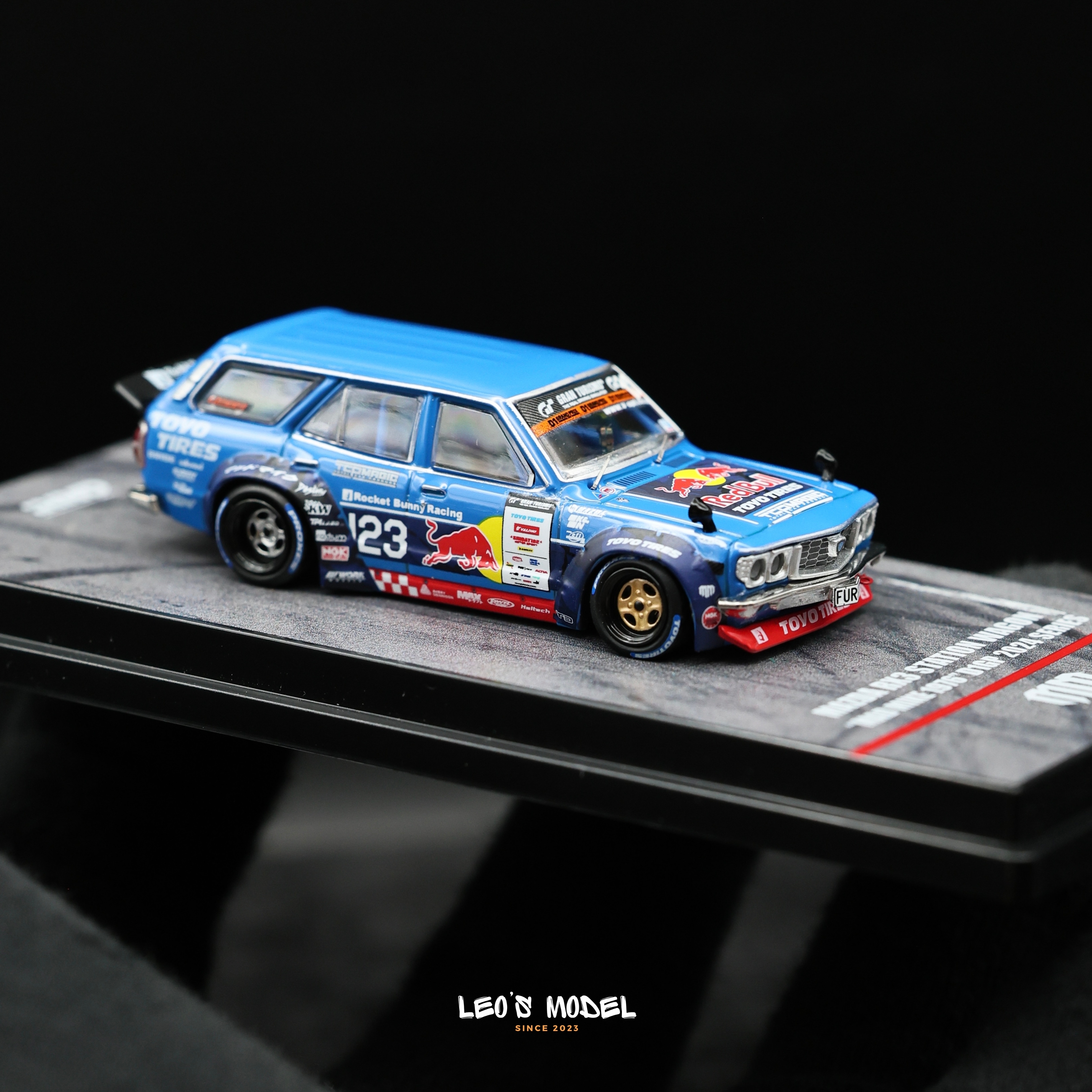 1/64 MAD MIKE 1976 Mazda RX3 STATION WAGON D1GP SERIES