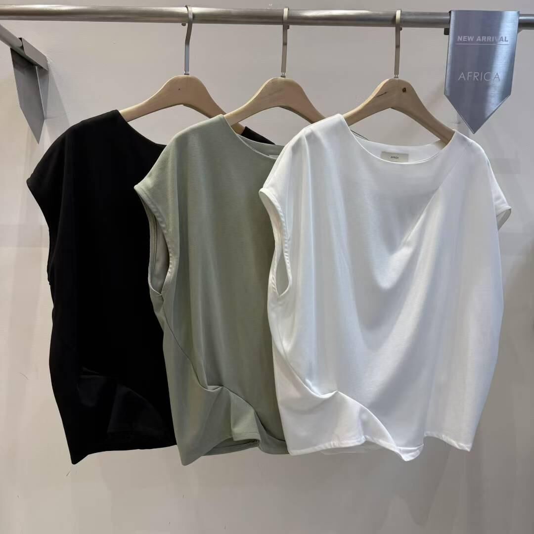 0212474a／韓國自由風動背心/48C'42W'23L'