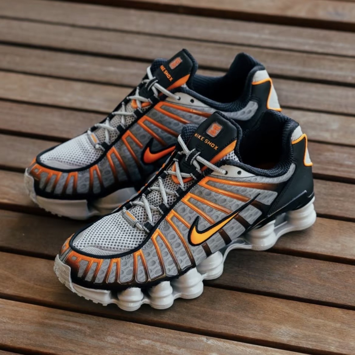 NIKE SHOX TL 橘灰 漸變橘 彈簧鞋 氣墊 復古 休閒 AV3595-011