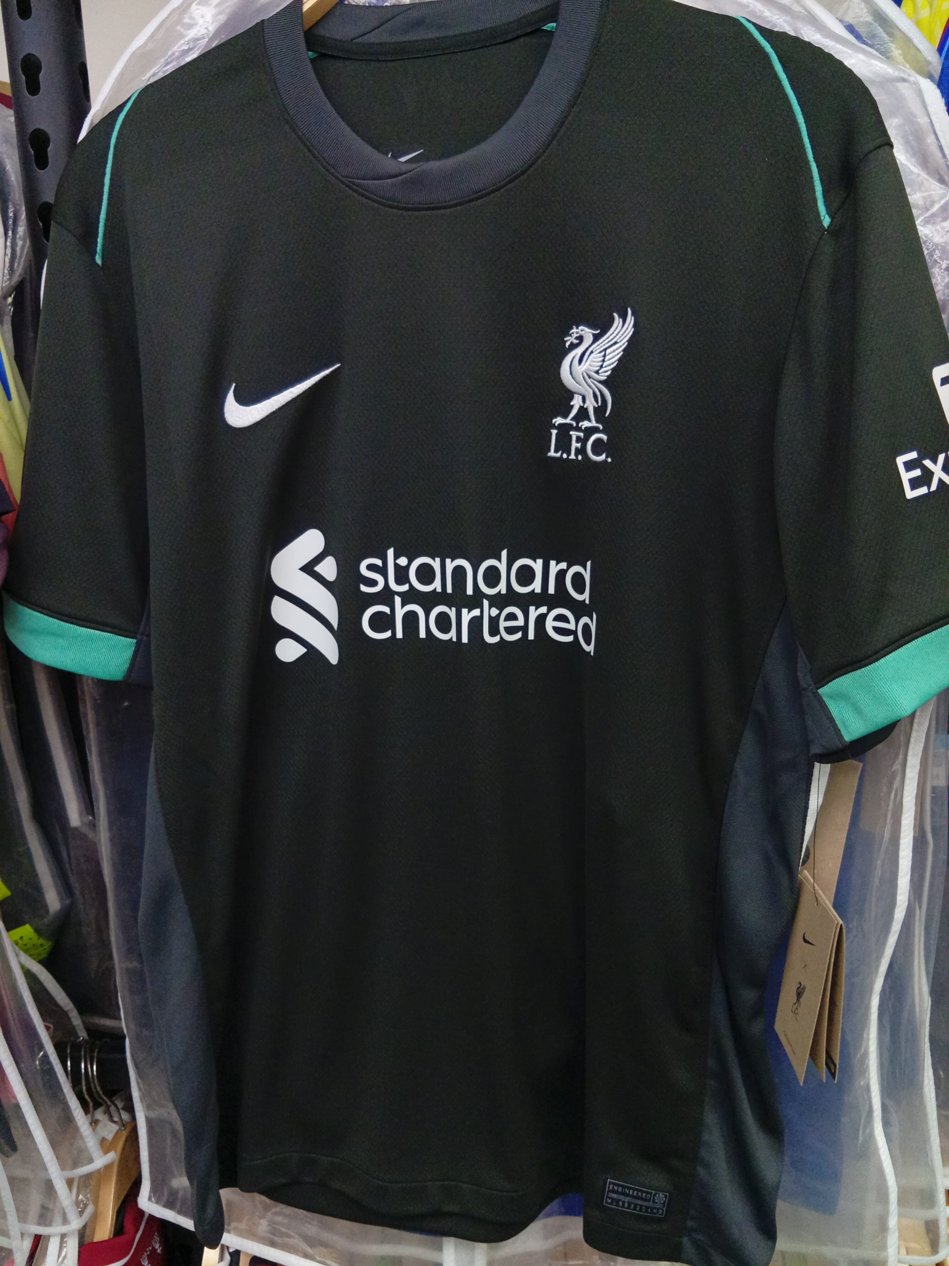 24-25利物浦作客球迷版球衣