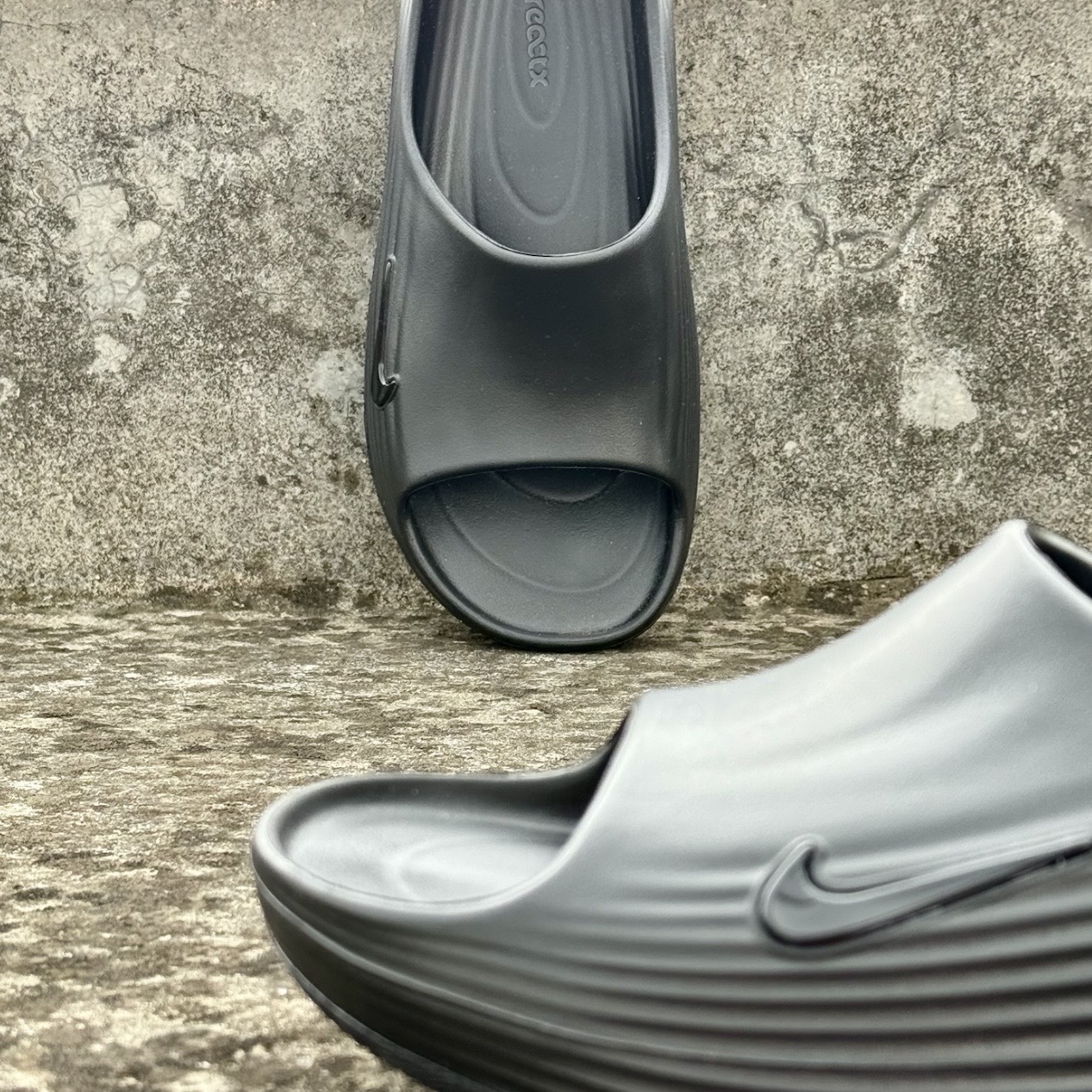 NIKE REACTX REJUVEN8 SLIDE 全黑 防水 休閒 拖鞋 HV4479-001