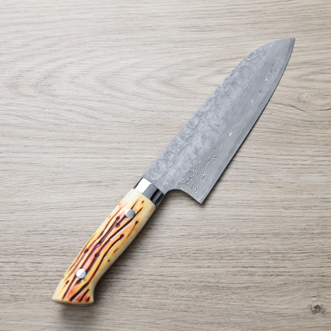 佐治武士 三德 180mm VG10鋼 十字鎚目 黑染大馬士革 牛骨柄