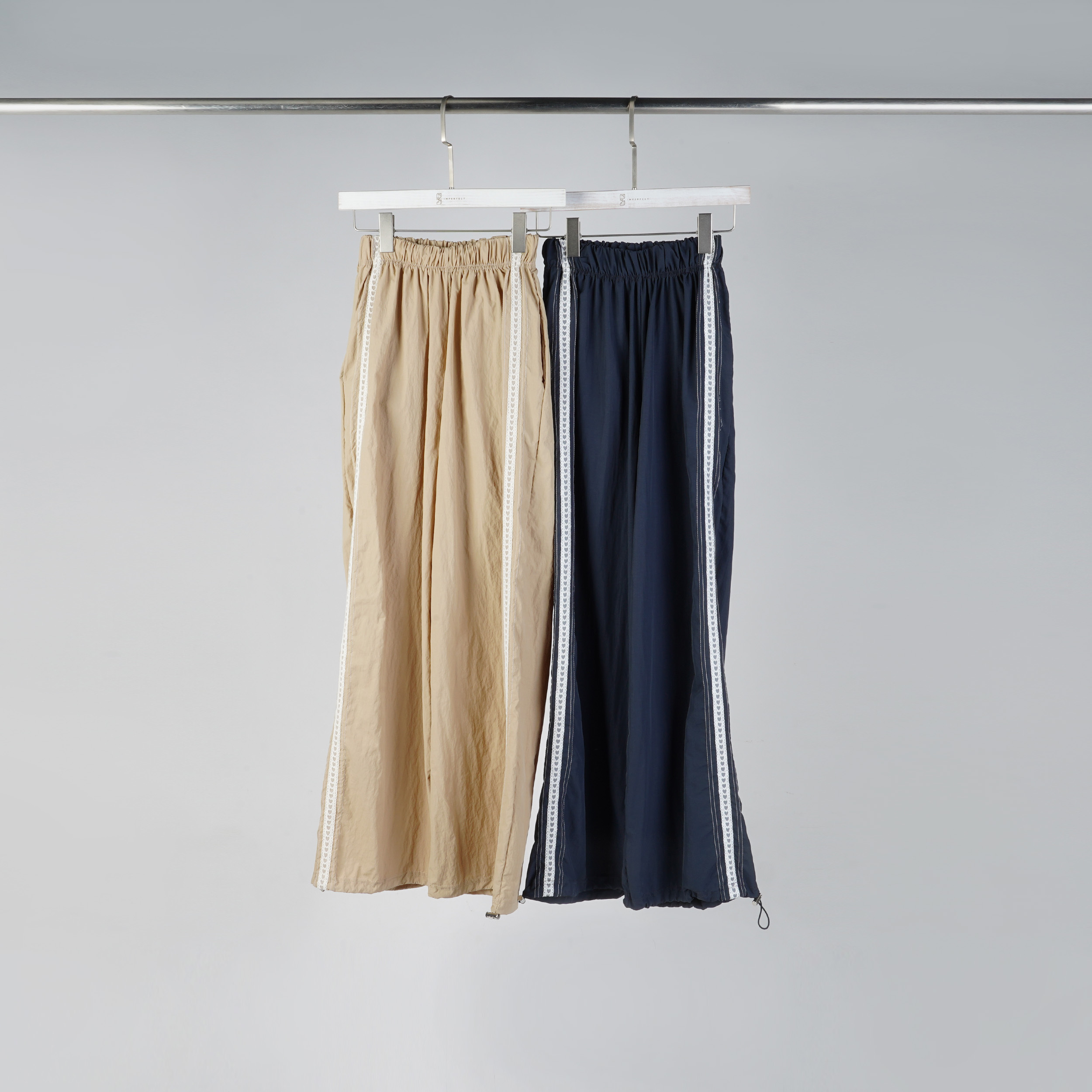 質感愛心蕾絲拼接工裝褲 | 2色