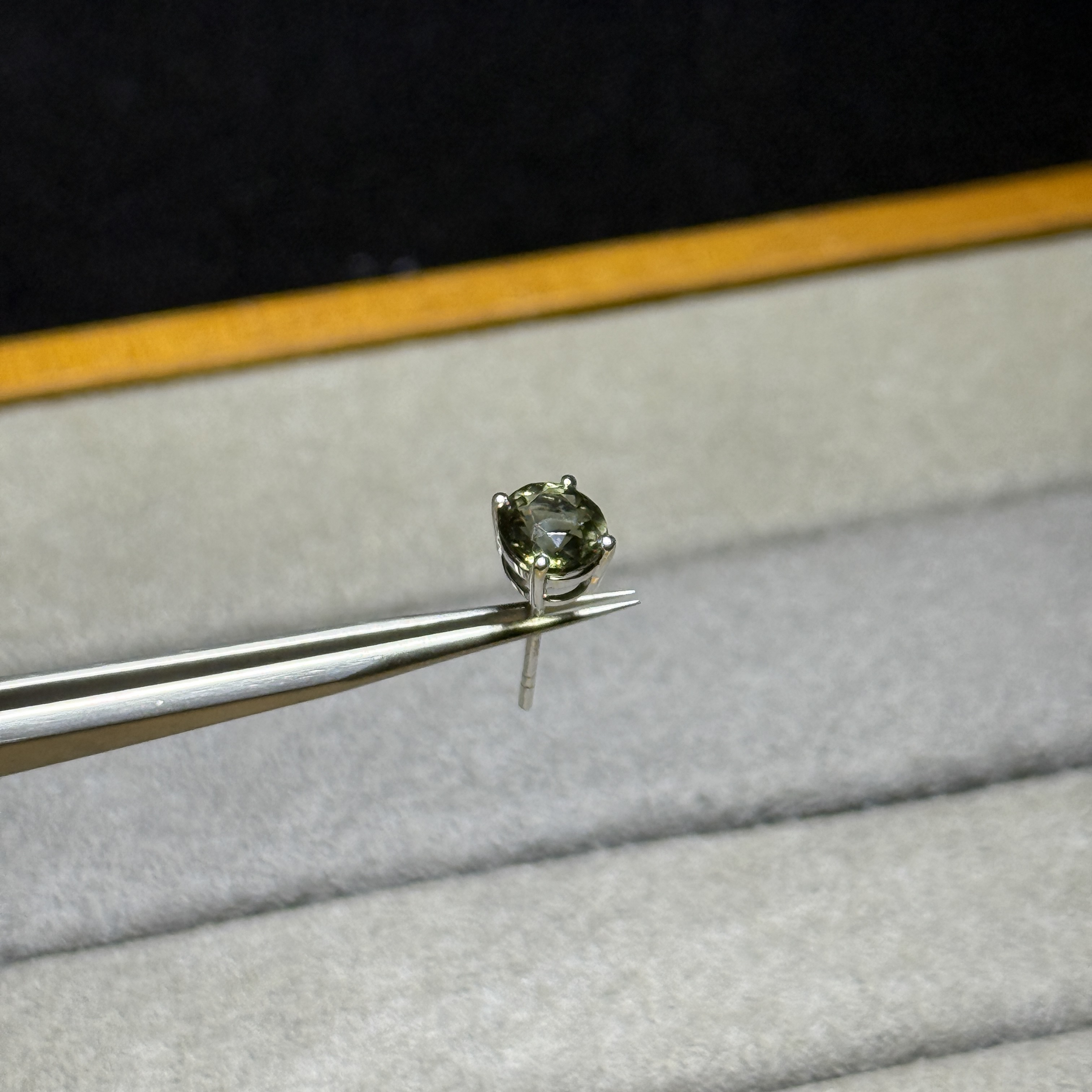 寶石級碧璽配18K金耳環 TM1578