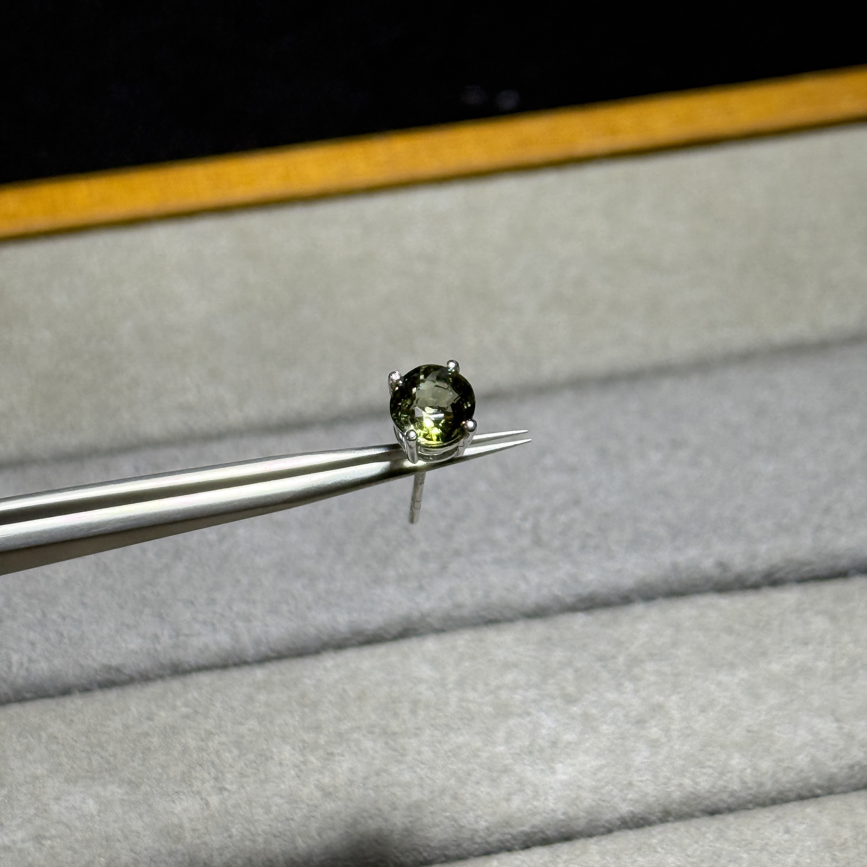 寶石級碧璽配18K金耳環 TM1577