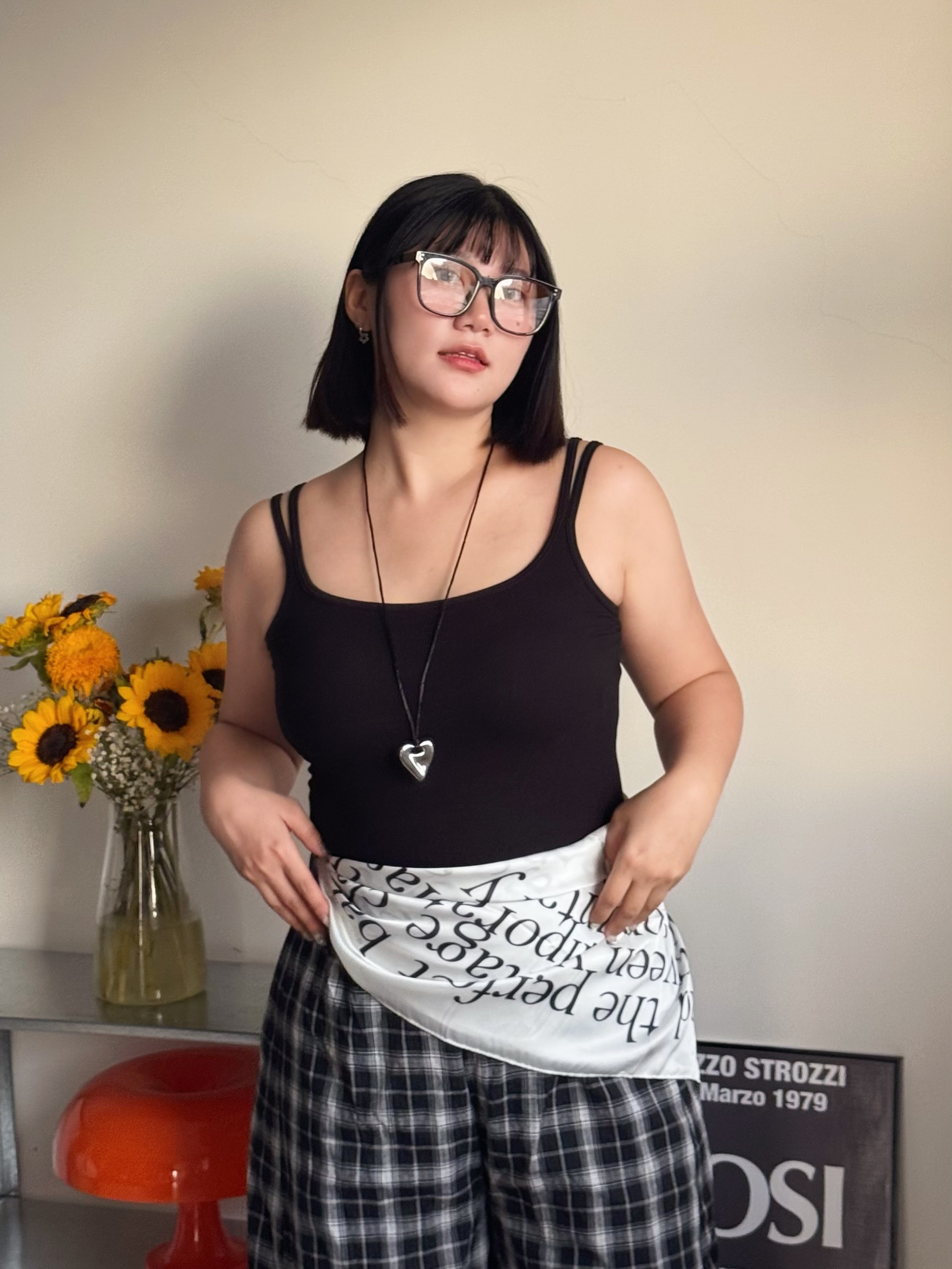 A7✨百搭必備✨《默默心機》雙肩胸墊小吊帶（五色）