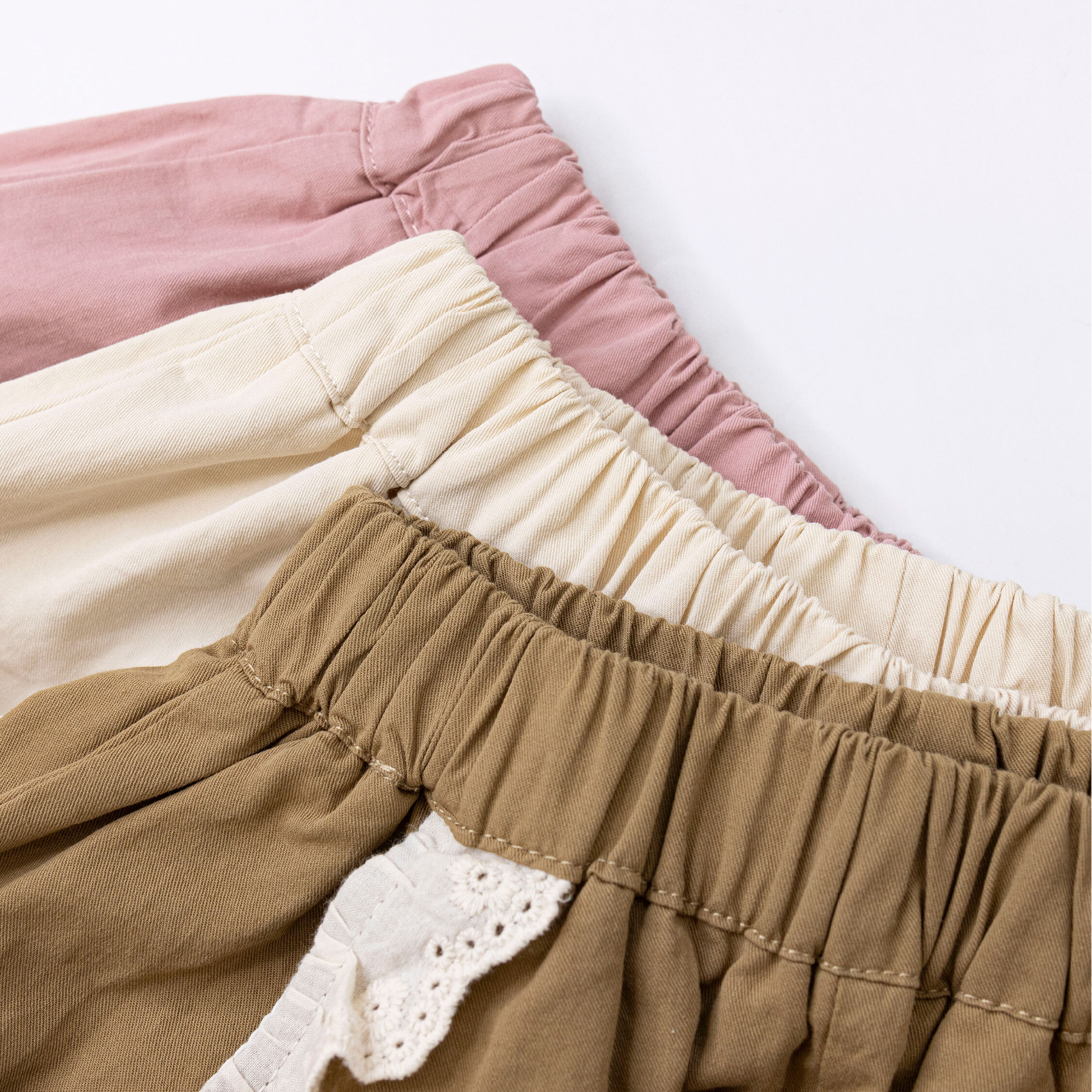 氣質花邊刺繡拼接短褲＊三色 (H50725)