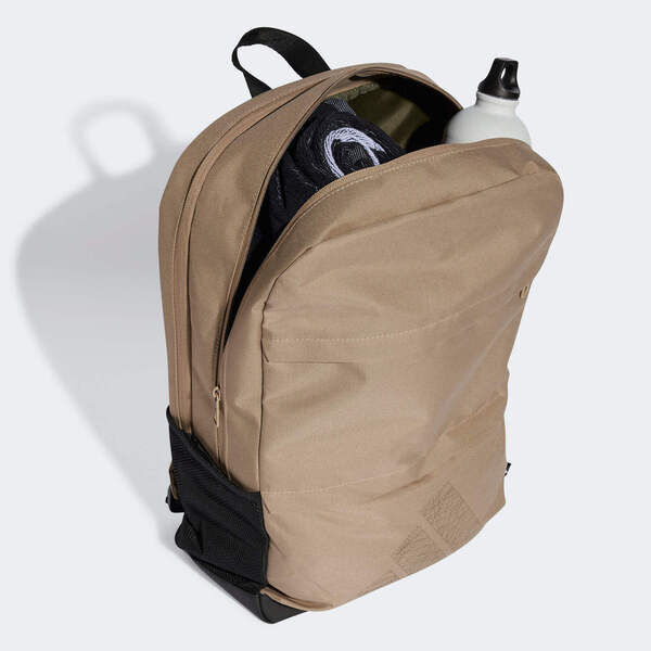 Adidas Motion Bp IY1809 後背包 運動背包 休閒 旅行 可調式肩帶 工裝卡其