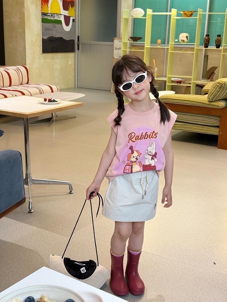 三色落肩童趣上衣