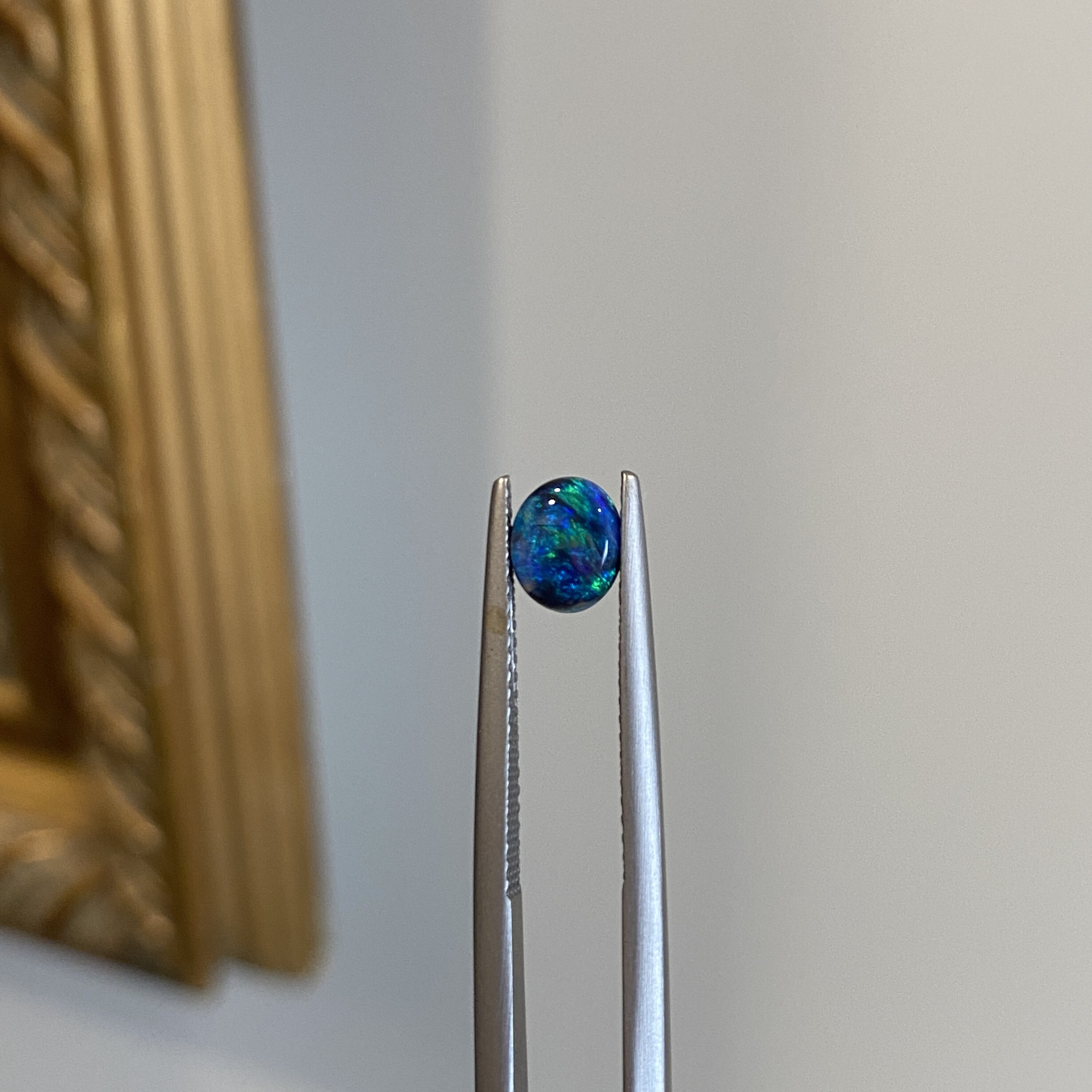 黑蛋白石 Black Opal/0.69克拉