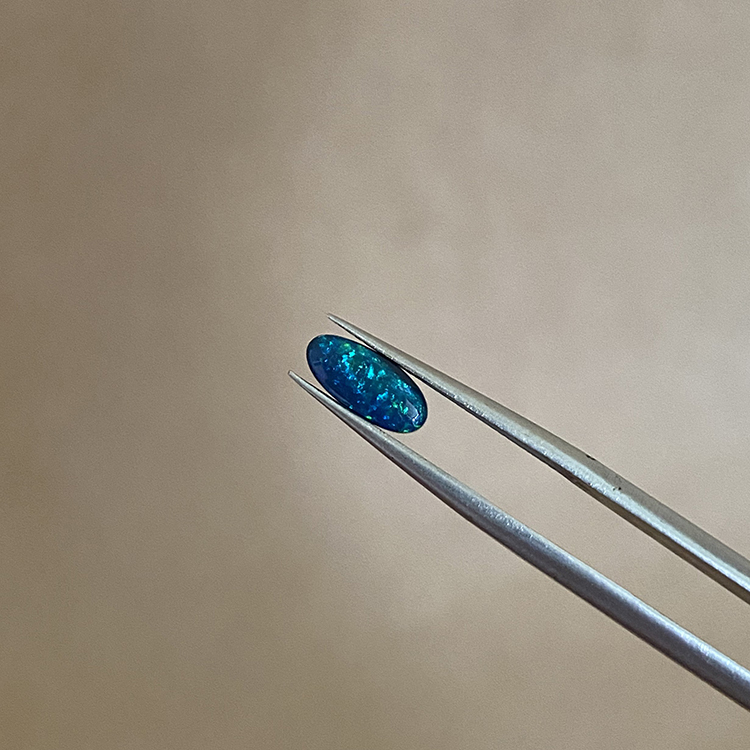 黑蛋白石 Black Opal/0.63克拉