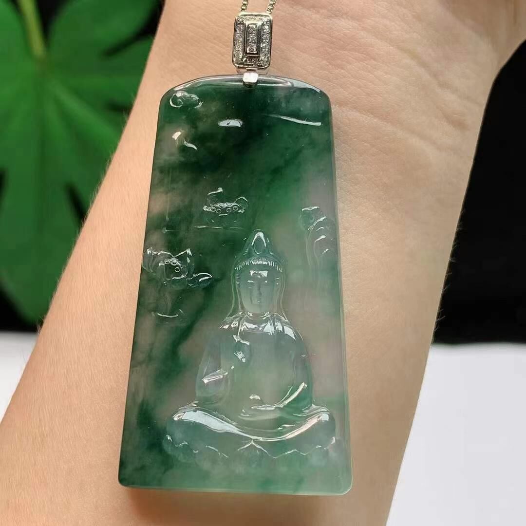 618346 翡翠冰種飄花素衣觀音