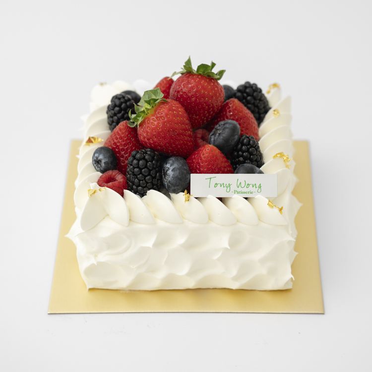 Keto Mixed Berries Shortcake PTW111L