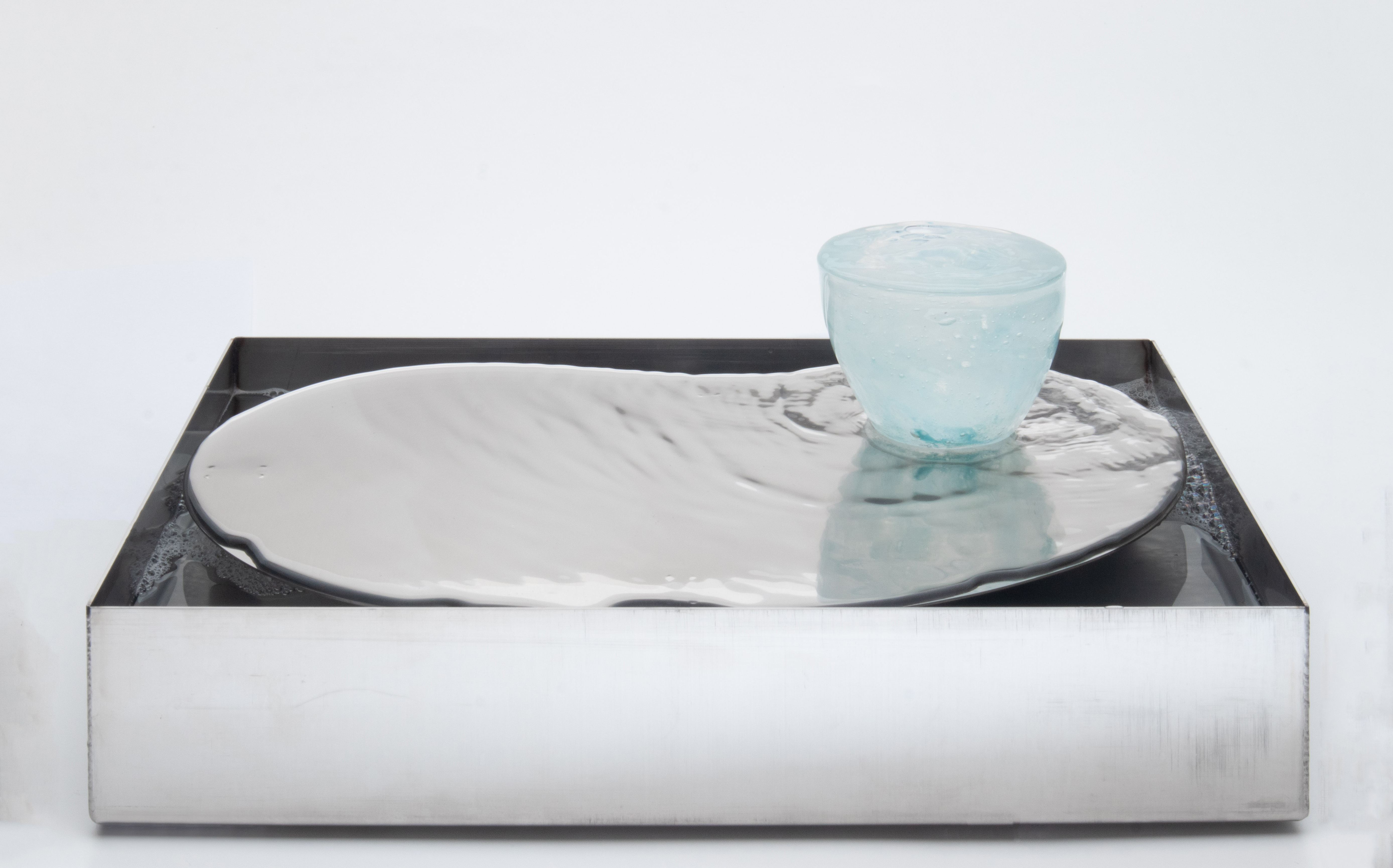 持續的瞬間 | 陳建志 Chien Chih Chen｜⽔鏡｜藍月