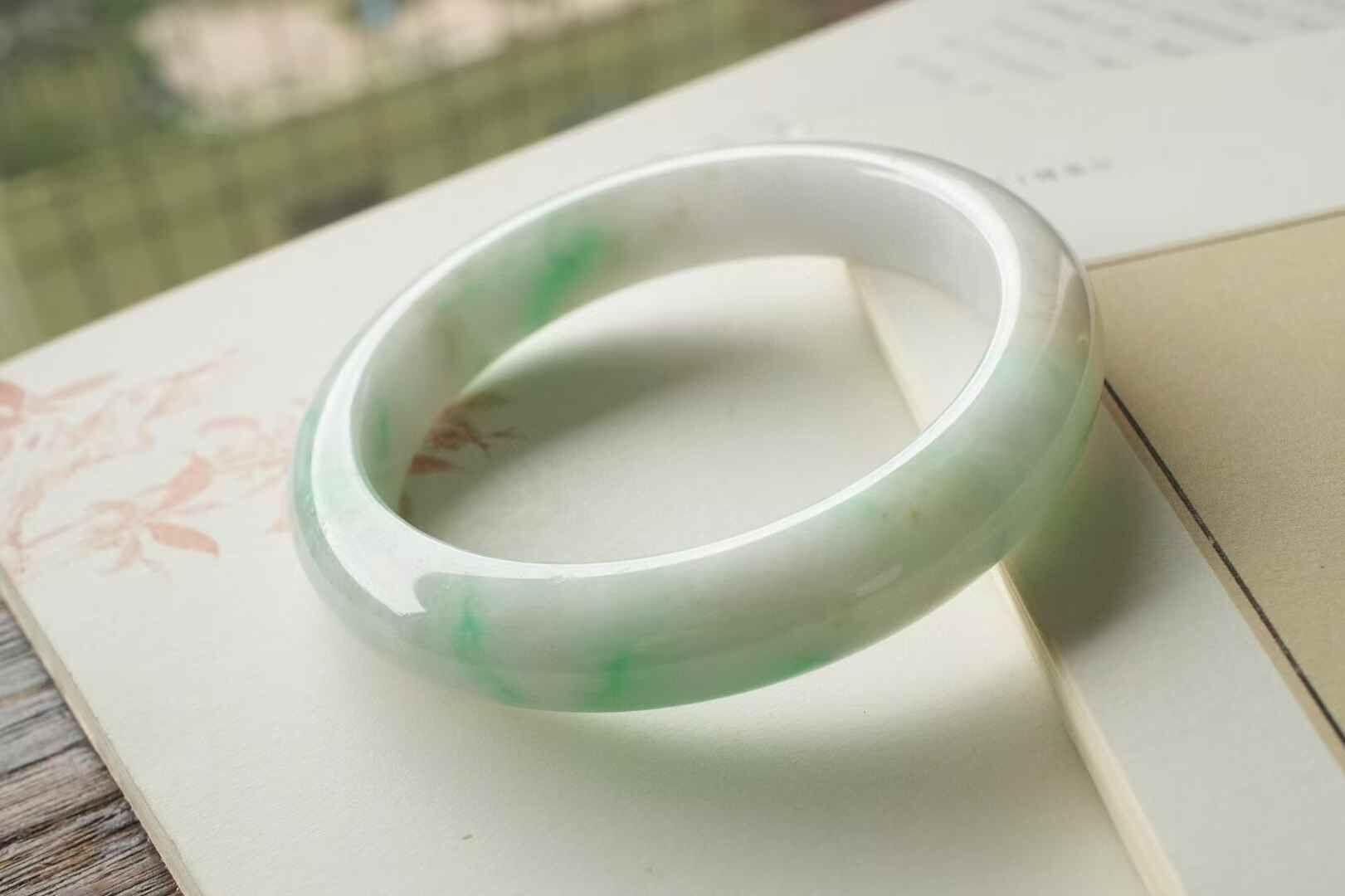 618856 58.5mm冰飄陽綠翡翠正圈手鐲 (58-60)