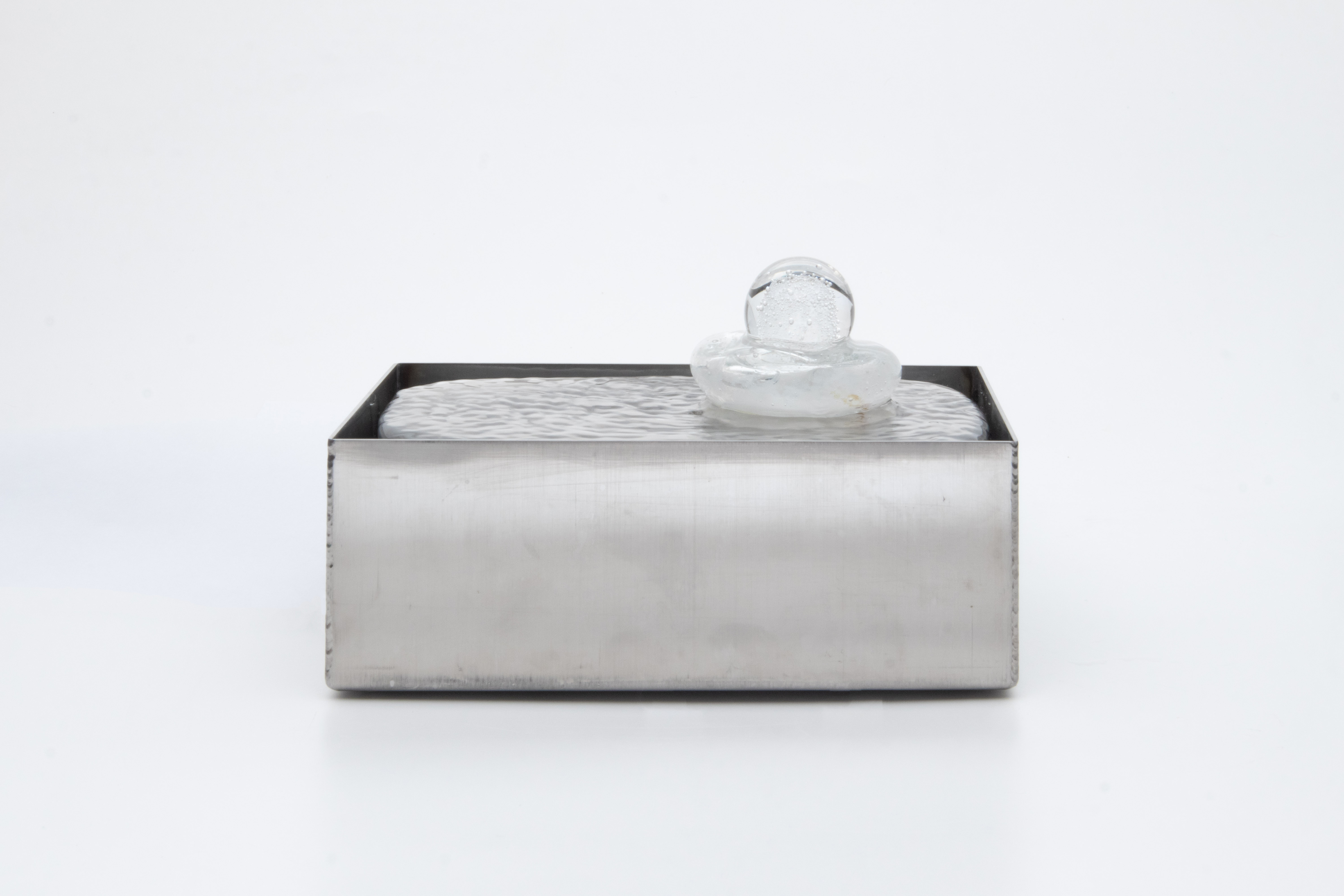 持續的瞬間 | 陳建志 Chien Chih Chen｜⽔鏡｜棉毯