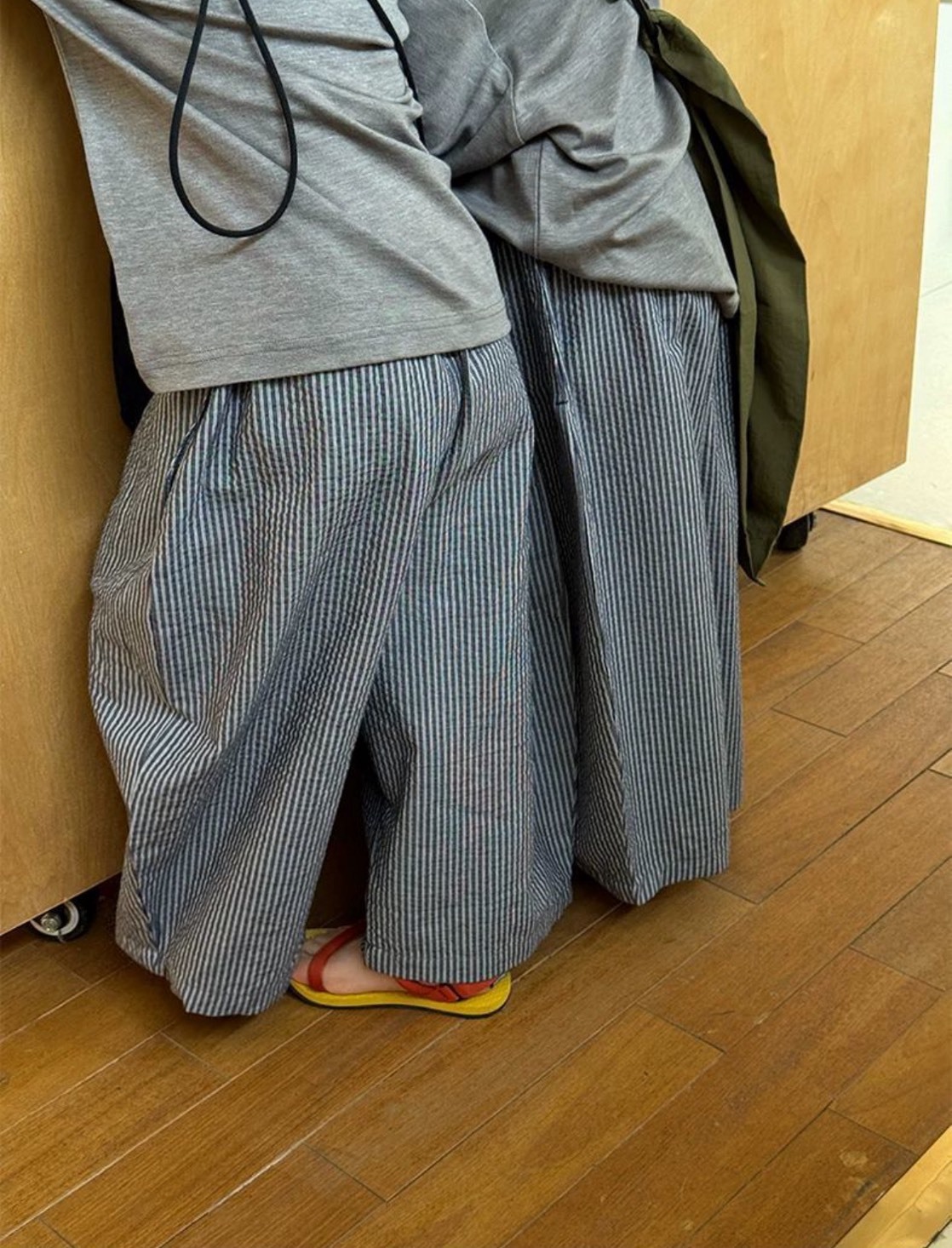 直條紋闊腿休閒褲