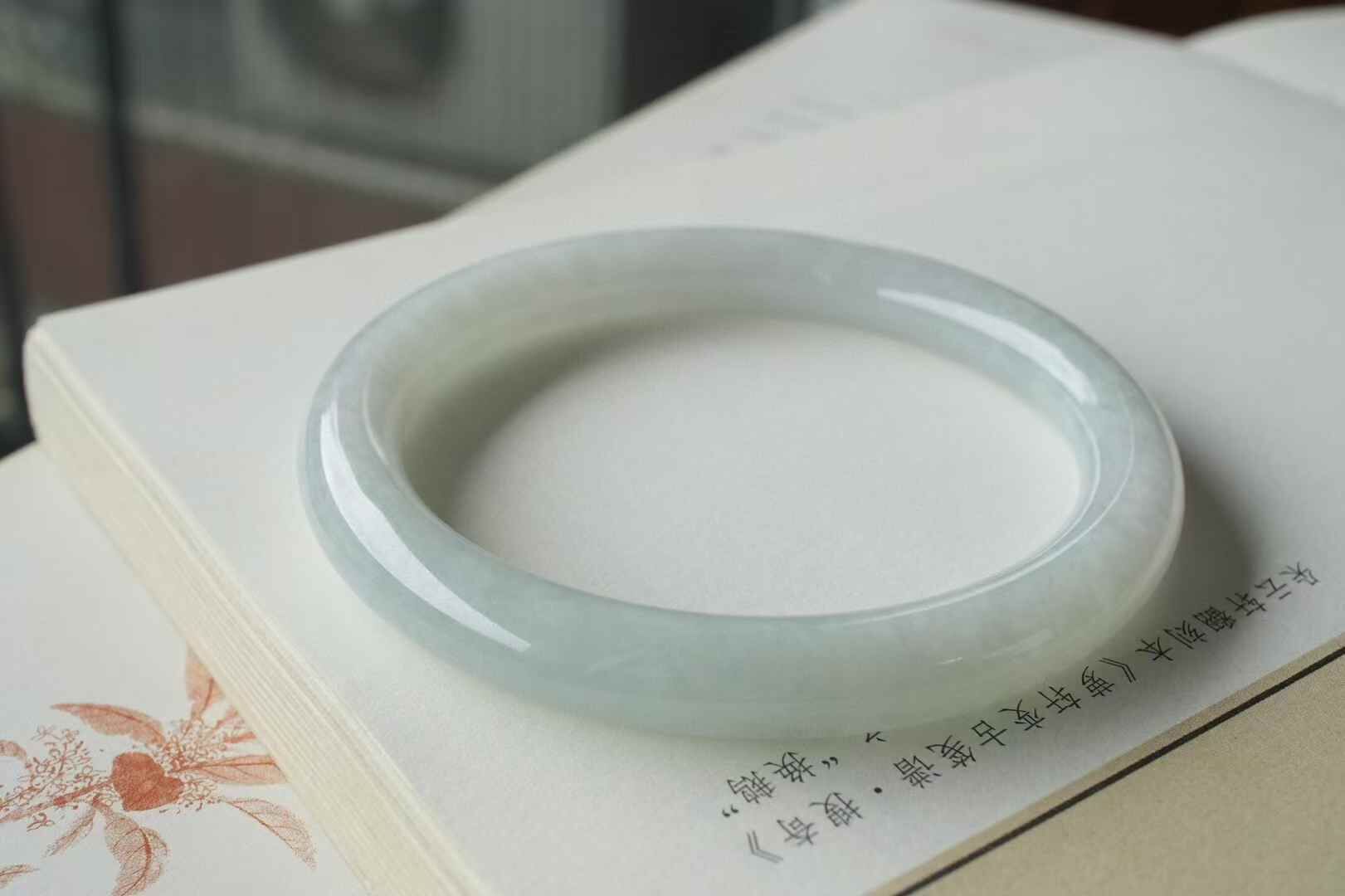 618860 57.6mm冰糯種翡翠圓條手鐲 (56-58)