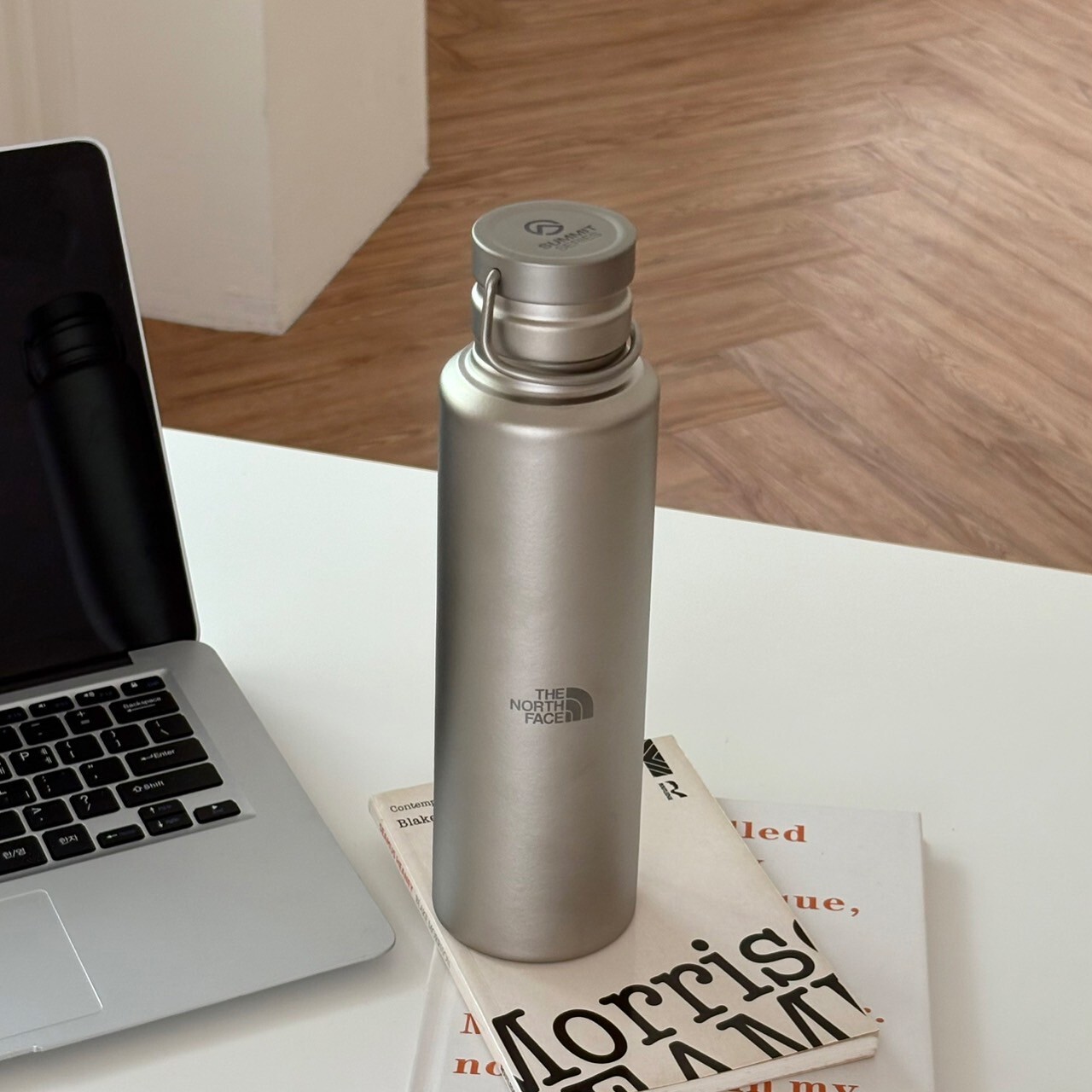 The North Face 純鈦保溫杯820ML