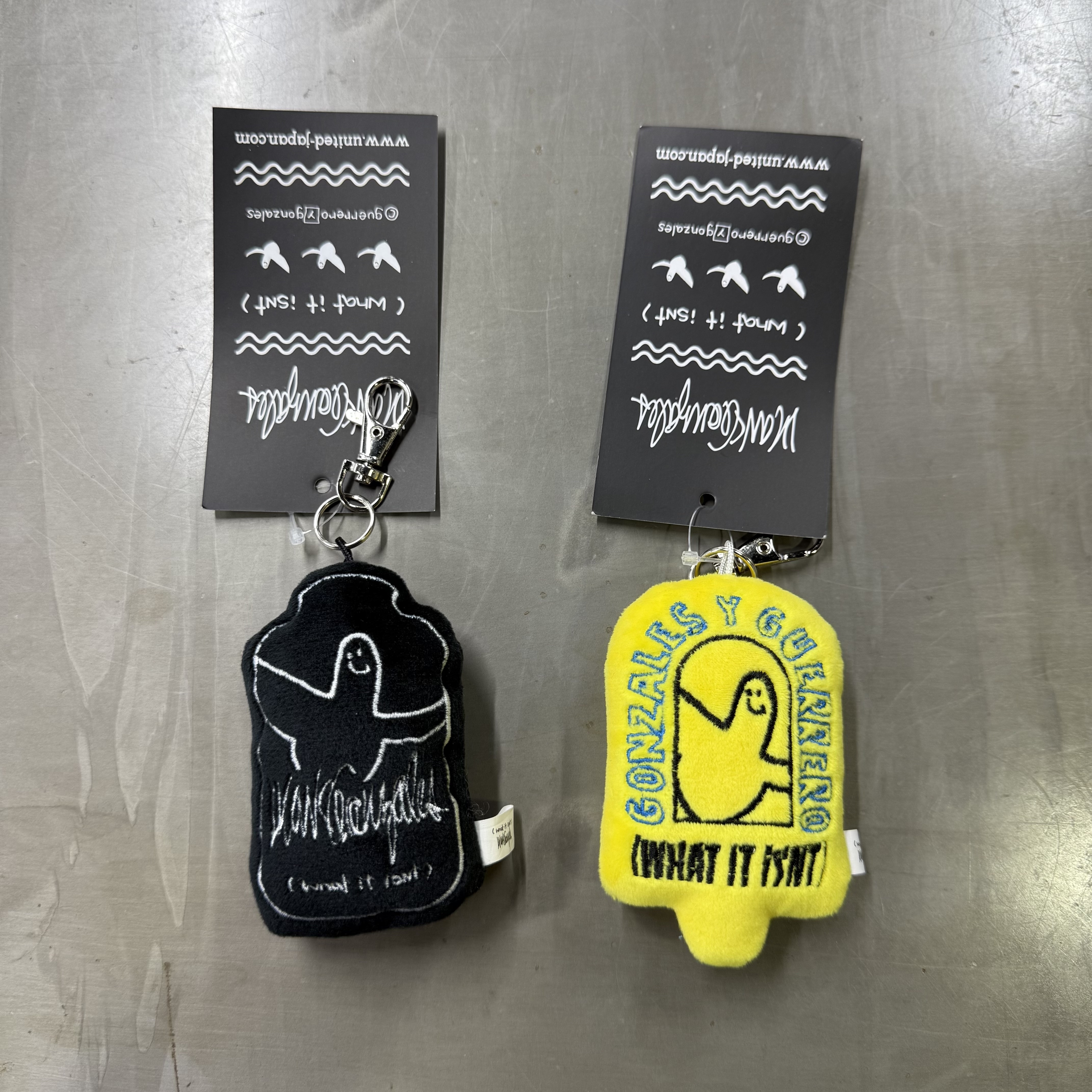 (What it isNt) ART BY MARK GONZALES Small Doll key chain