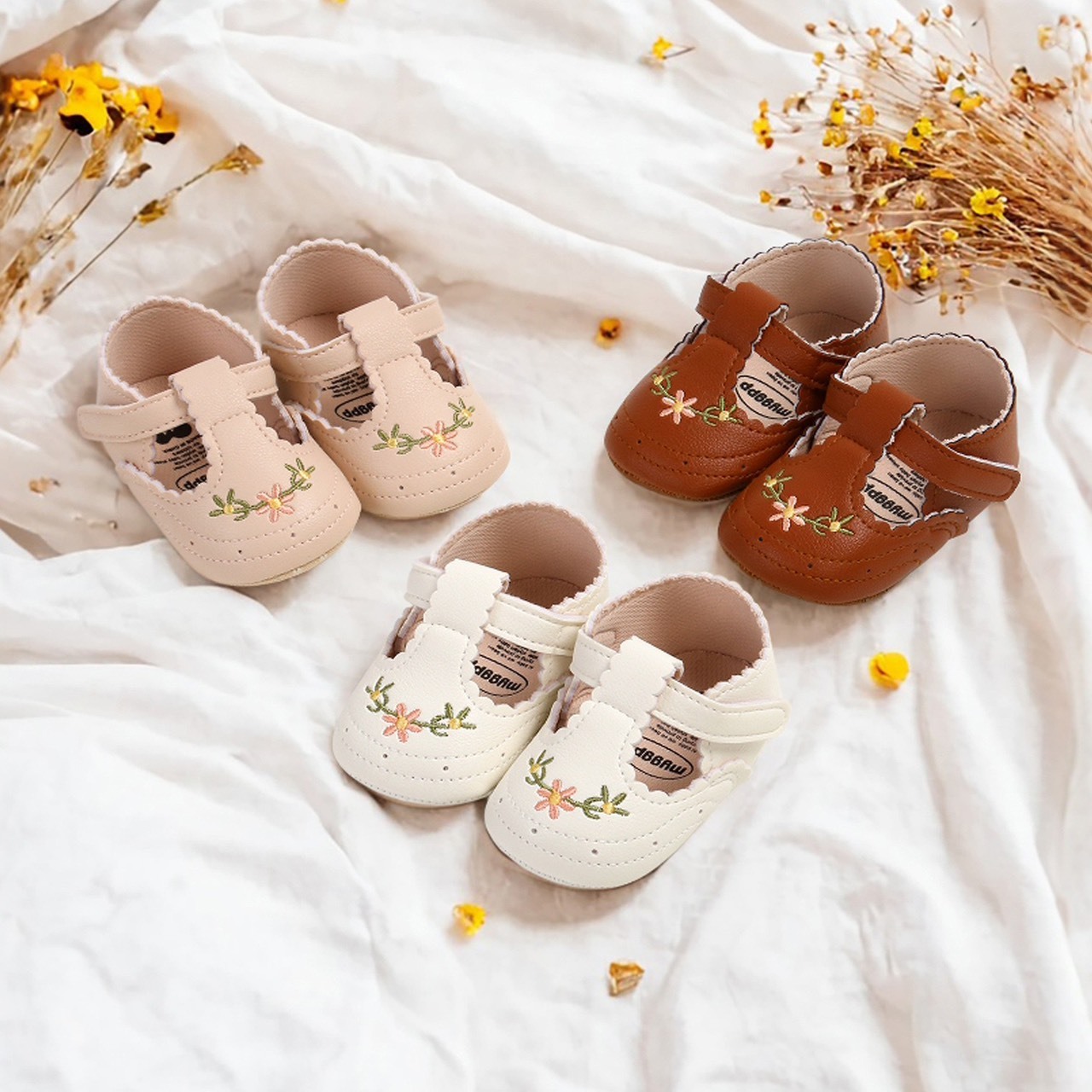 刺繡小花娃娃鞋