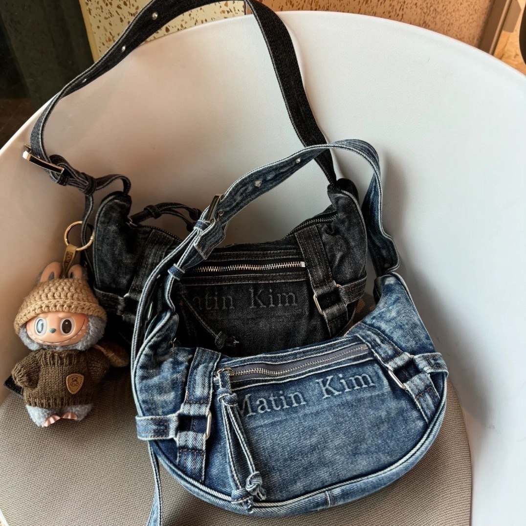 ショルダーバッグ・ポシェット [MATINKIM]matte washed denim mini hobo bag in blue MUSINSA | MATIN KIM MATIN WASHED DENIM MINI HOBO BAG IN BLUE