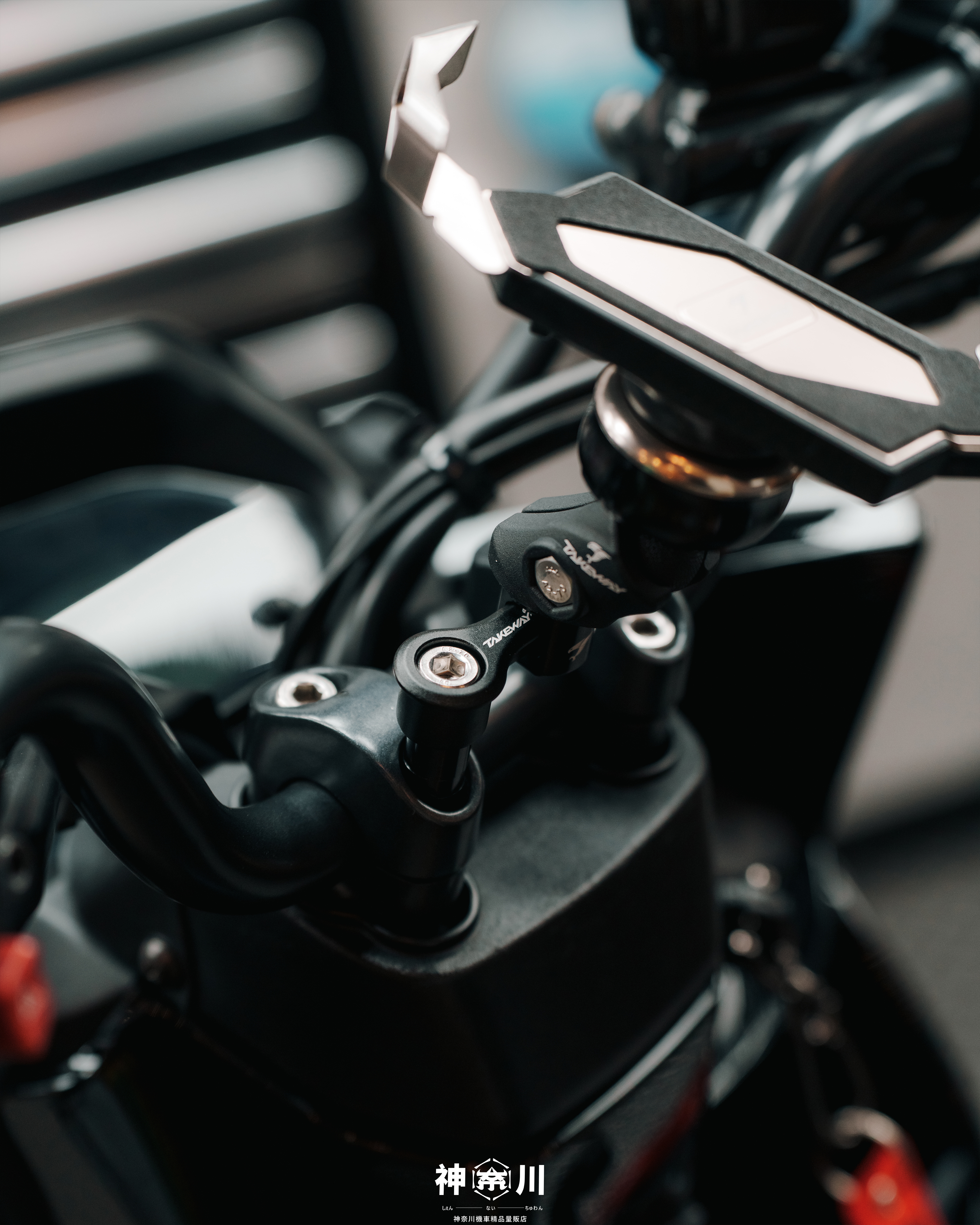 【黑隼手機架 冠座版】