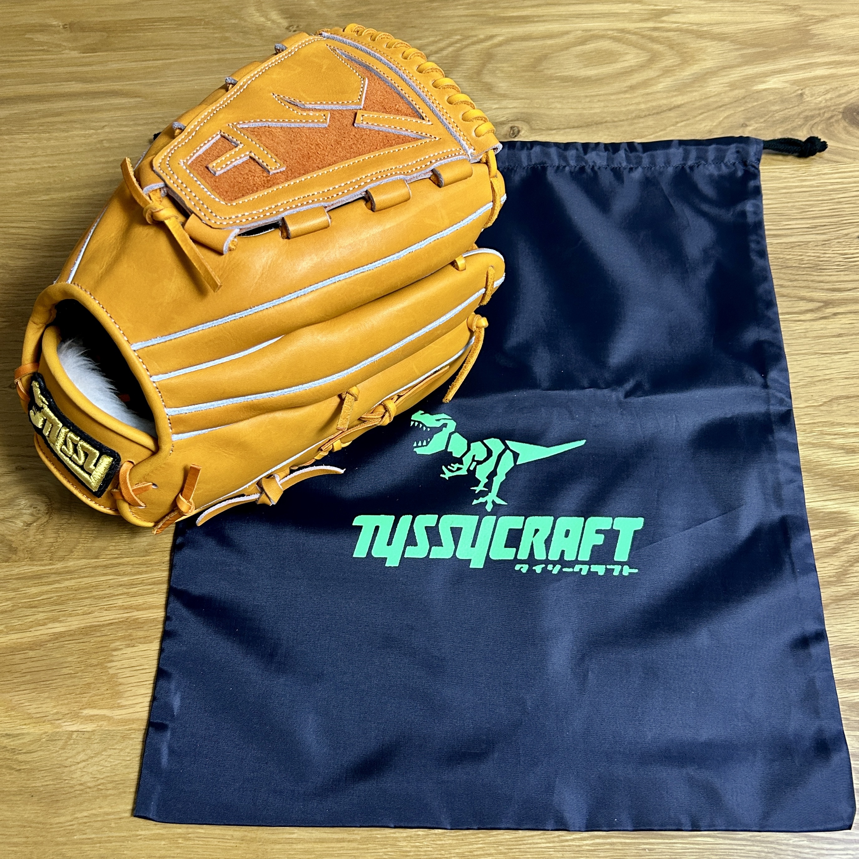 日本職人 Tyssy Craft 暴龍 瘋牛店鋪限定 硬式 両投げ 左右開弓  掌心12.9 手背13.3吋