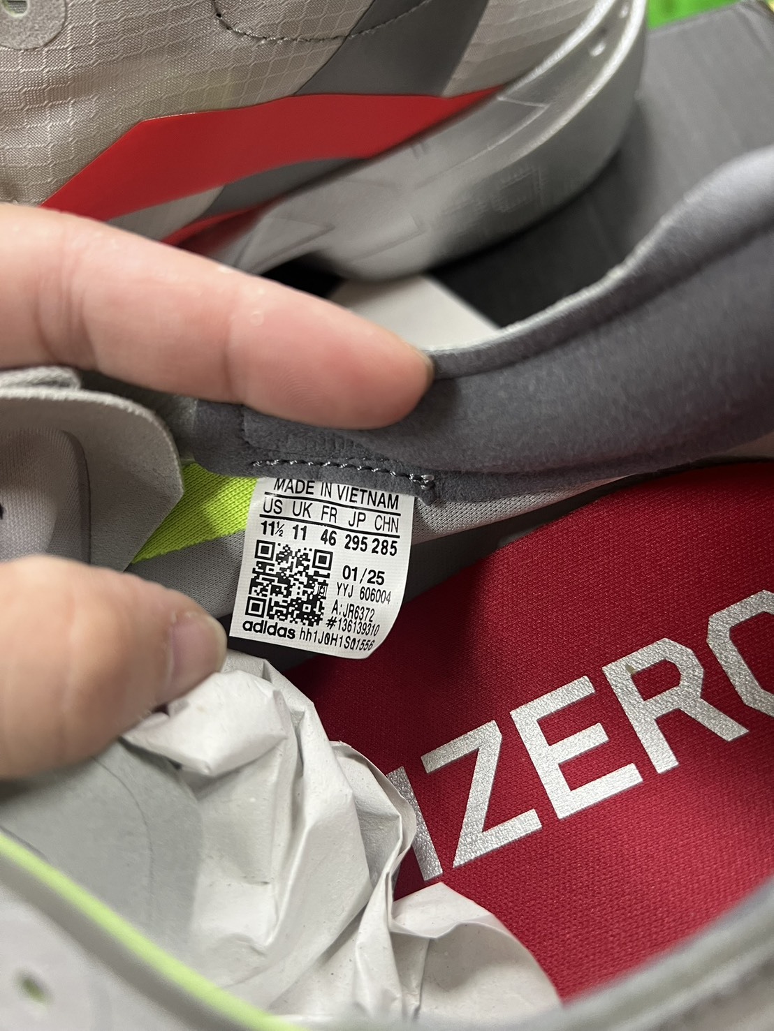 鳳山院｜ADIZERO ADIOS PRO 4 跑鞋(近全新)