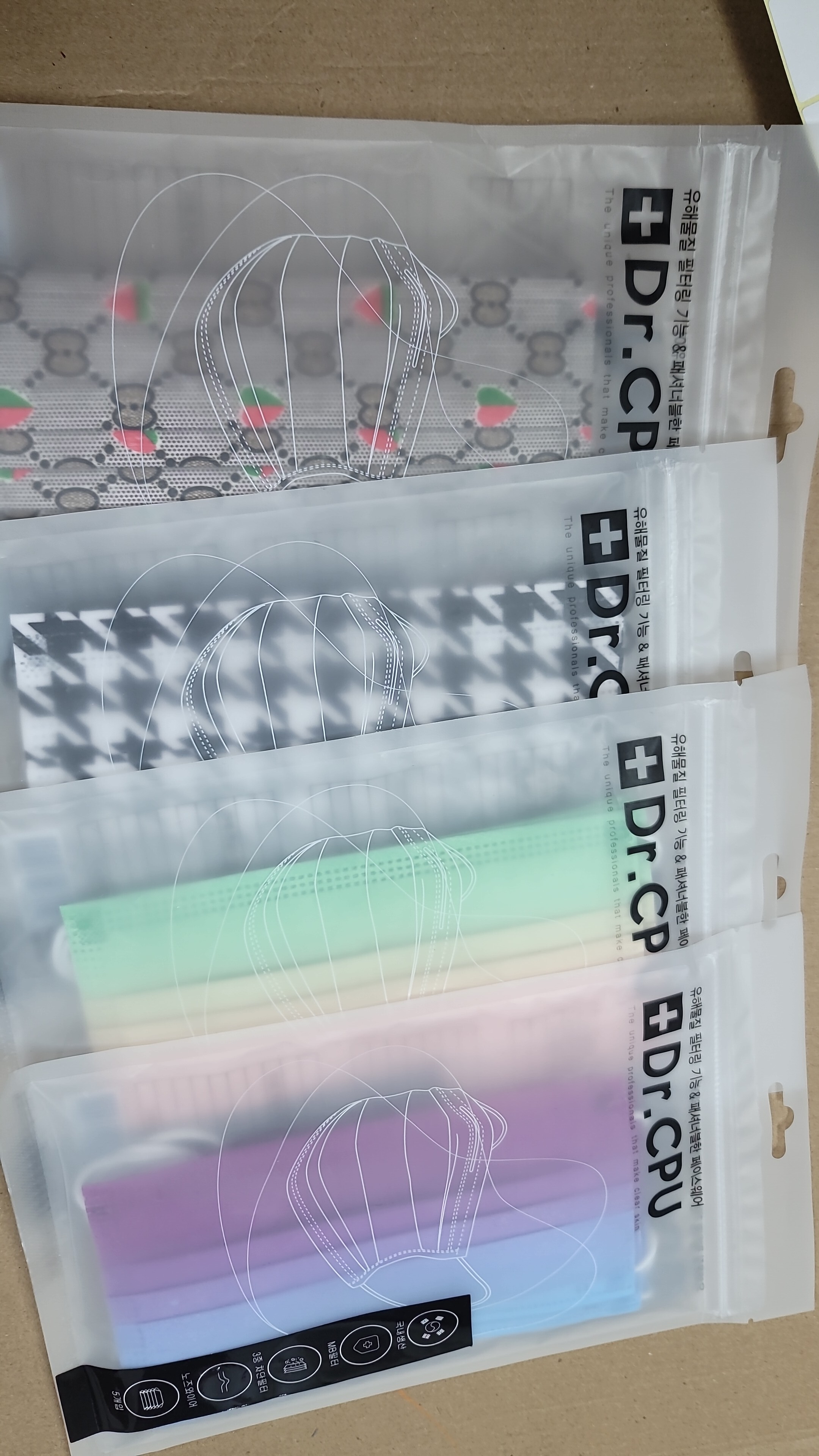 Cd9213**  顏色隨機 $39/7包