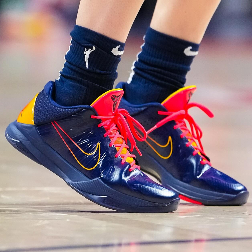 <連線代購商品> Caitlin Clark x Nike Kobe 5 Protro 'Indiana Fever' 藍色 印地安納狂熱隊【IM3207-400】KOBE5